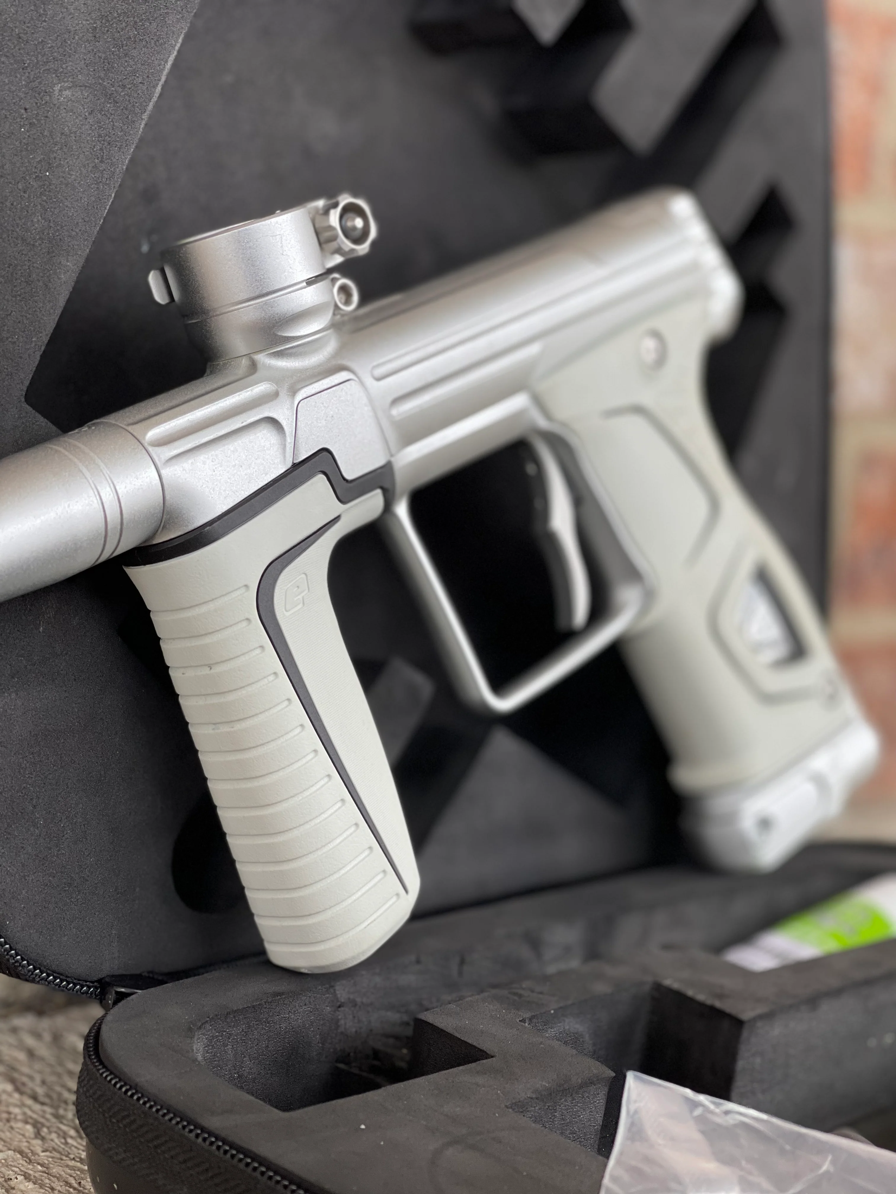 Used Planet Eclipse 170R Paintball Gun - Silver w/ White Grips and Deuce Trigger - Image 4