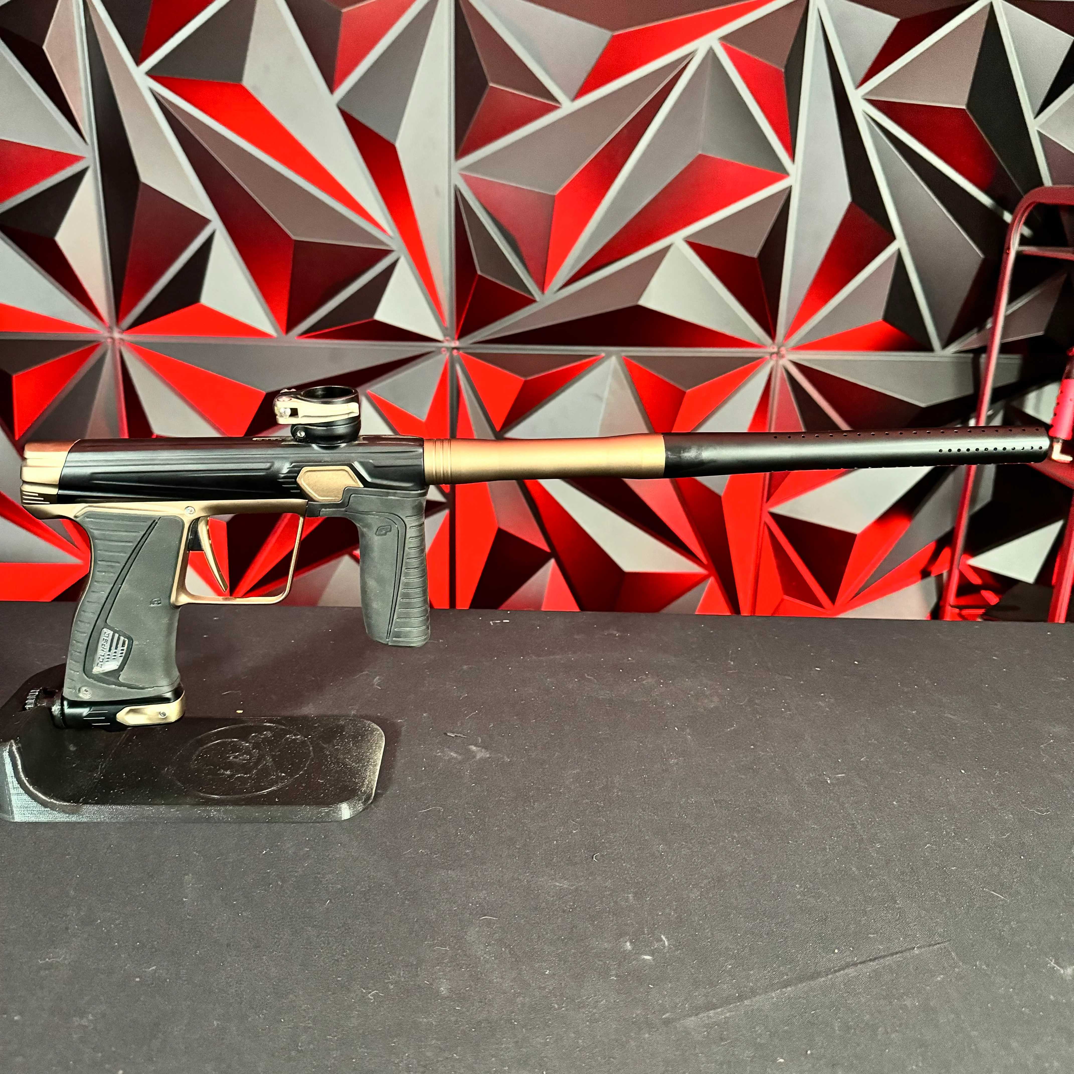 Used Planet Eclipse 180r Paintball Gun - Black/Tan - Image 5