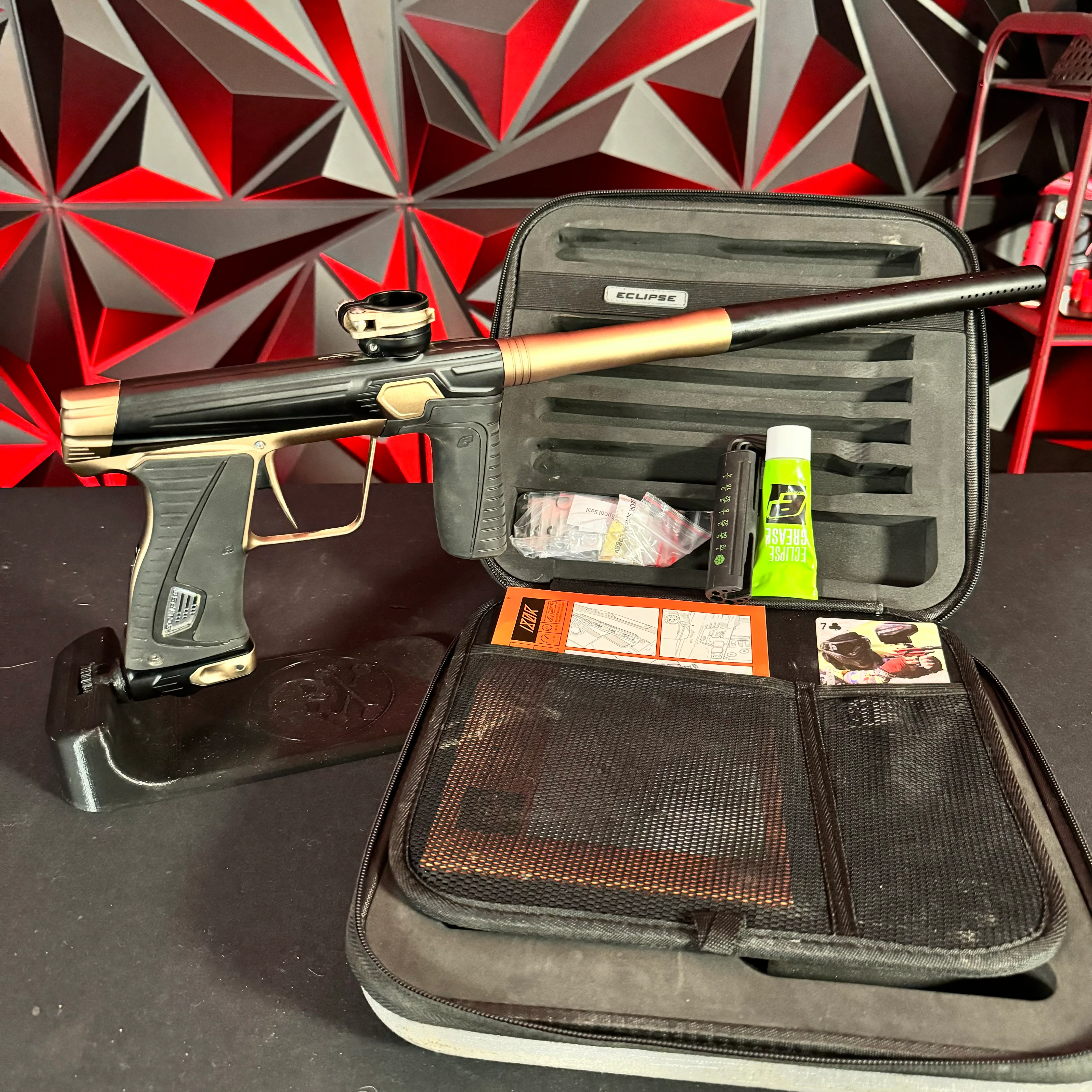 Used Planet Eclipse 180r Paintball Gun - Black/Tan - Image 7