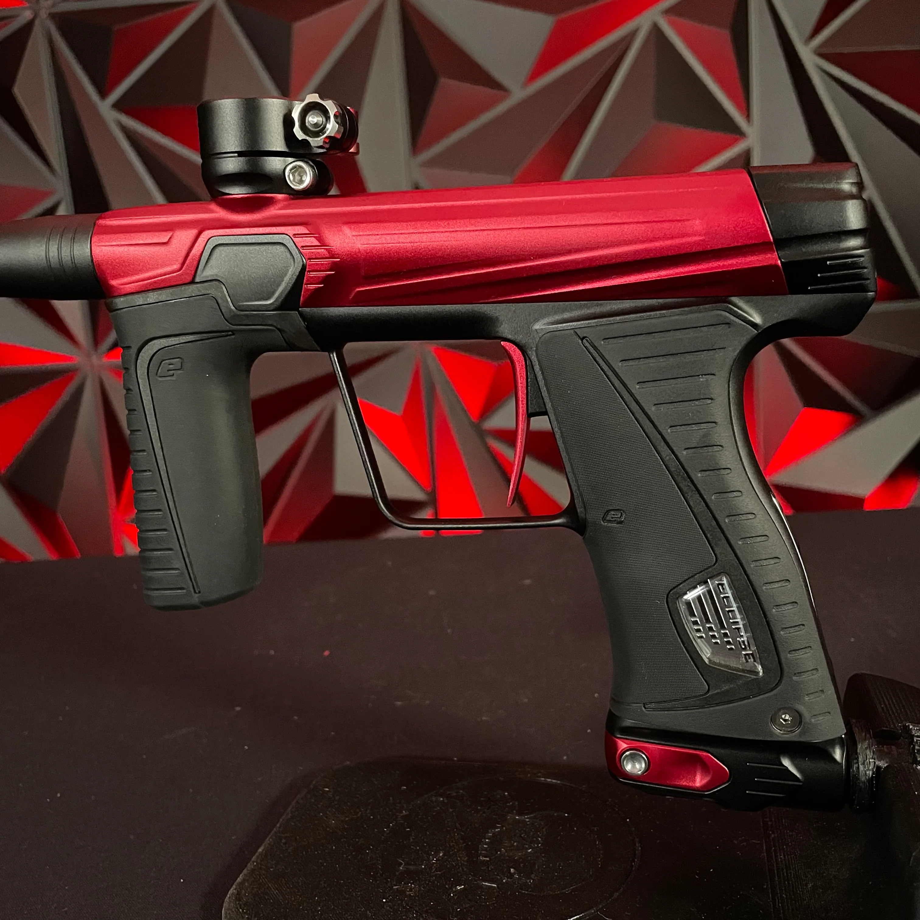Used Planet Eclipse 180r Paintball Gun - Red/Black - Image 2