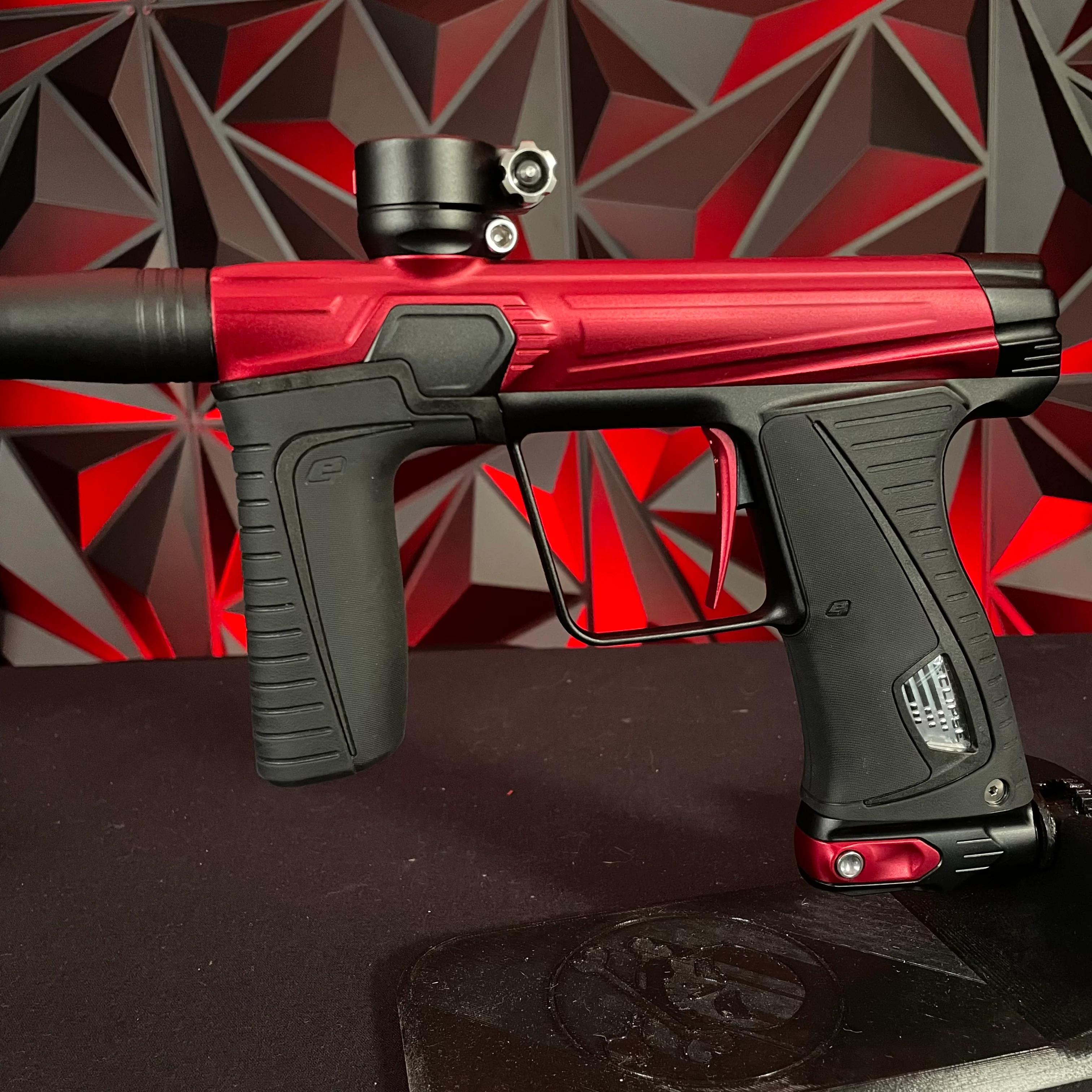 Used Planet Eclipse 180r Paintball Gun - Red/Black - Image 4