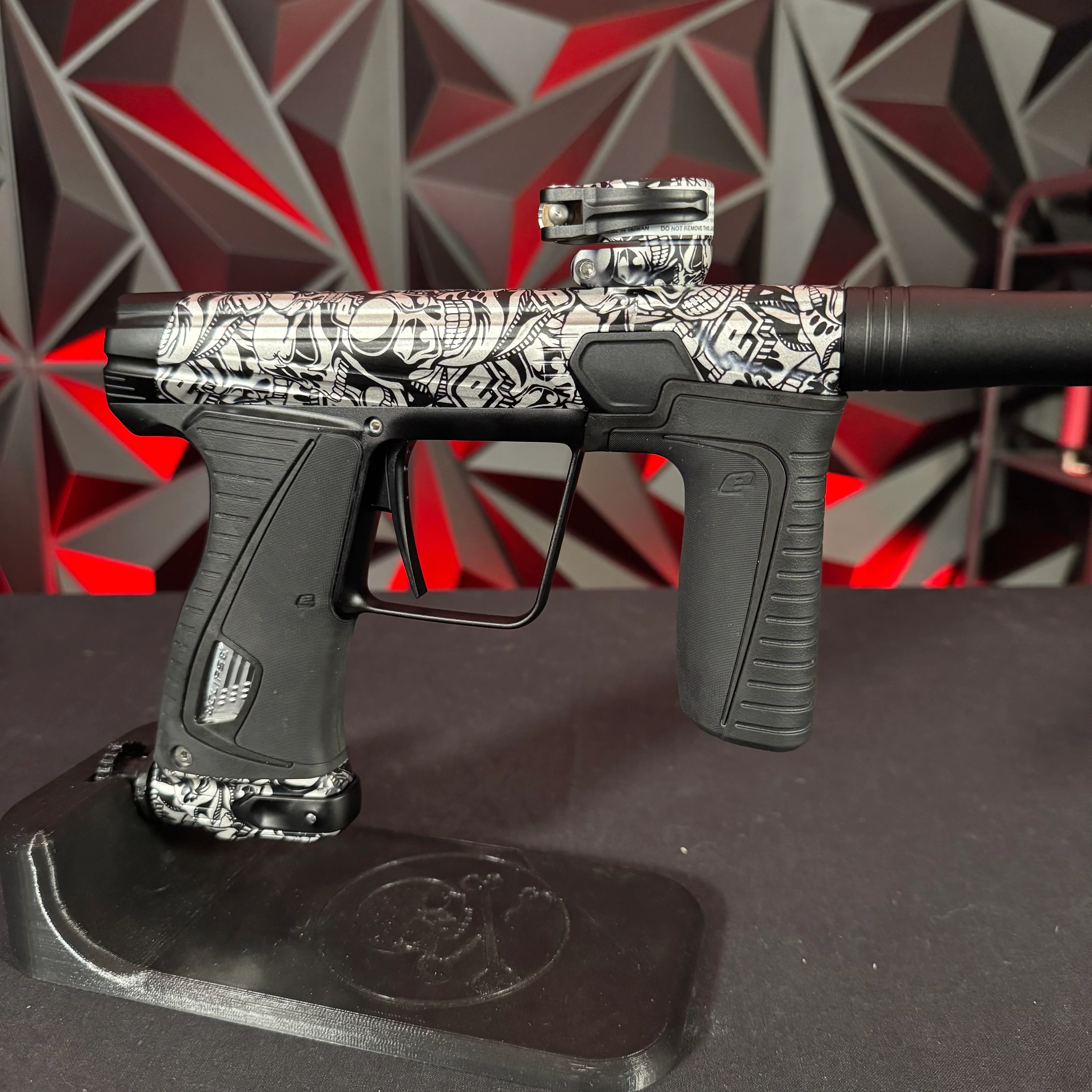 Used Planet Eclipse 180r Paintball Gun - Titan - Image 4