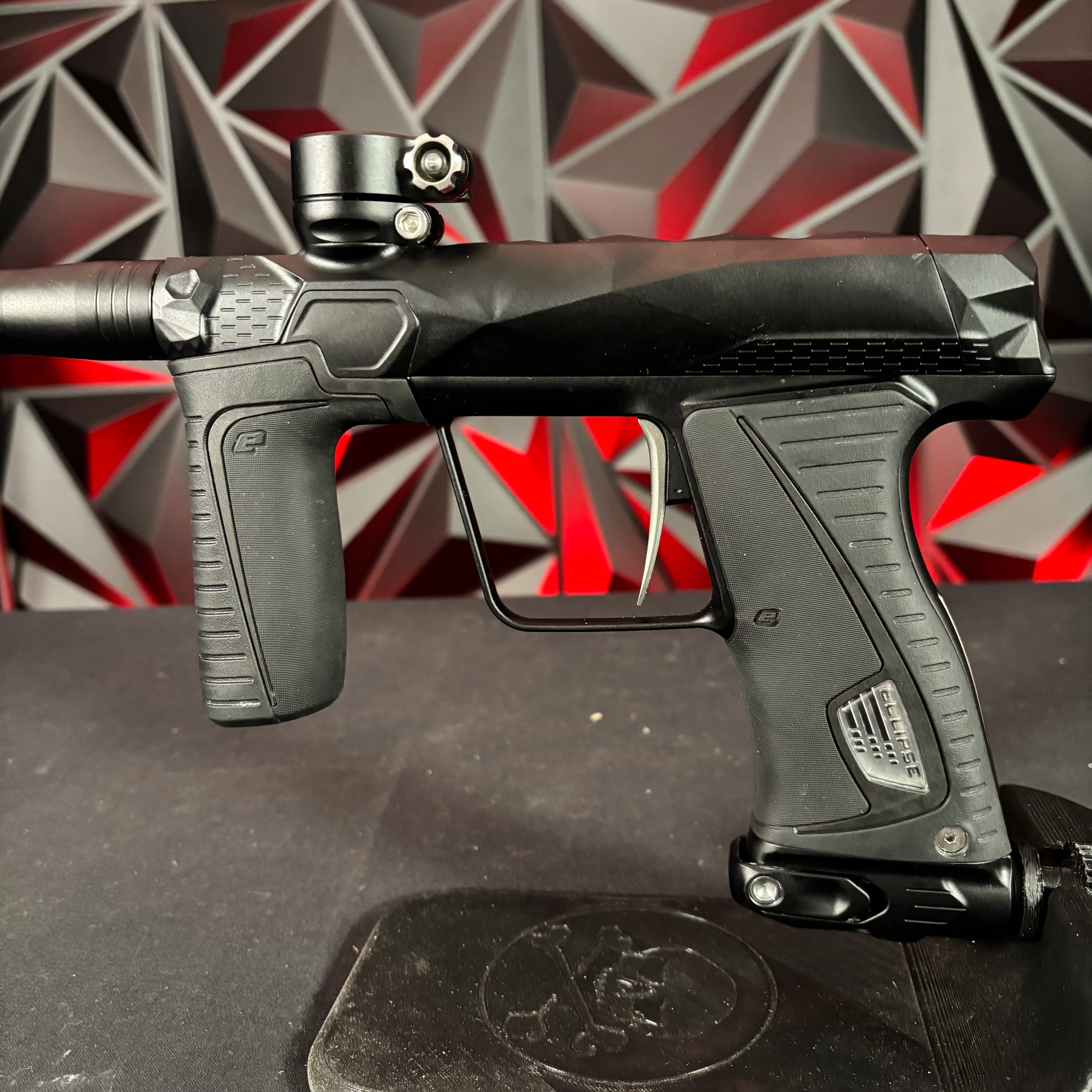 Used Planet Eclipse Infamous 180R Paintball Gun - Midnight w/ Grey Trigger - Image 4