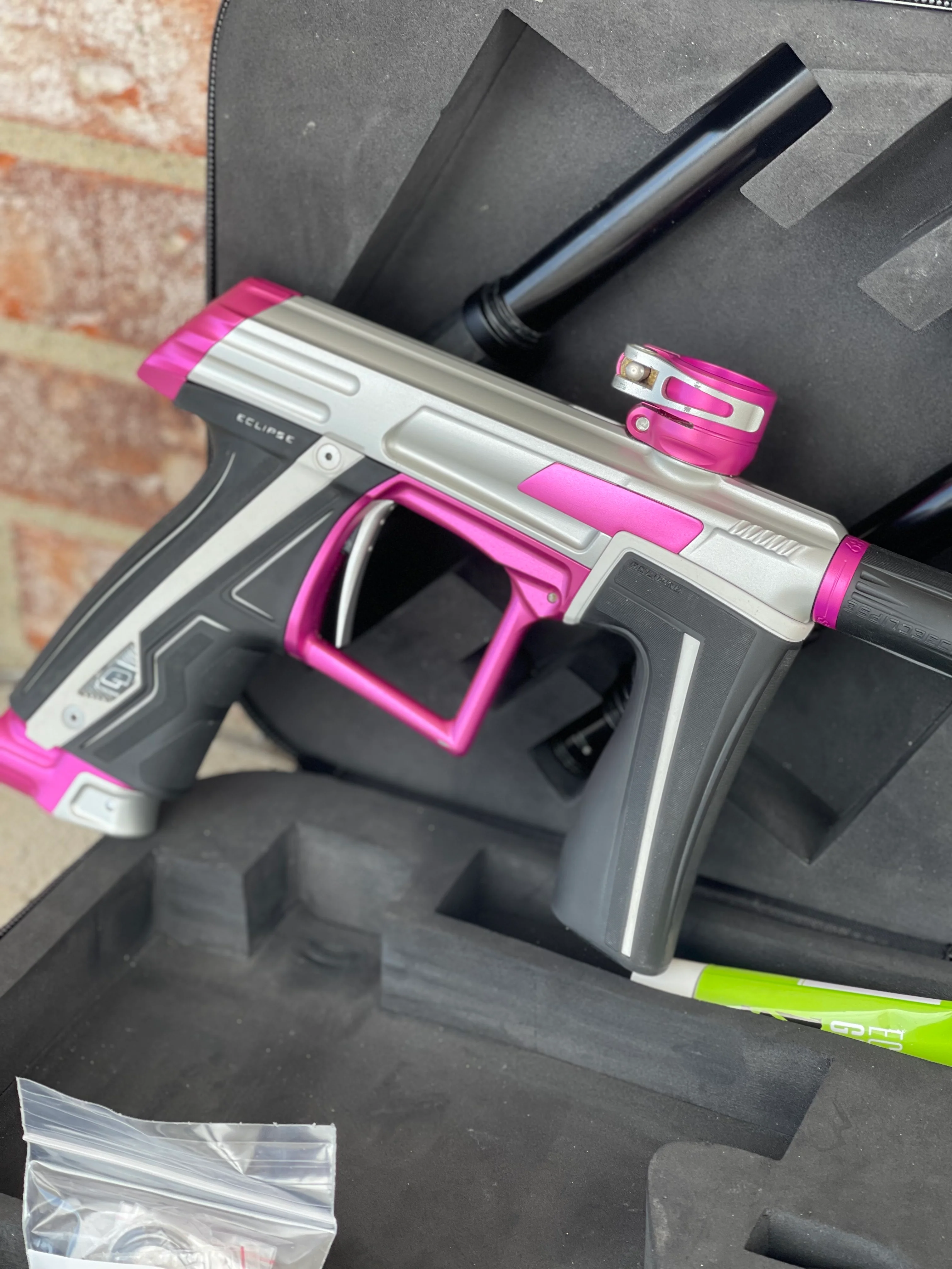 Used Planet Eclipse CS1.5 Paintball Gun - Silver/Pink - Image 2