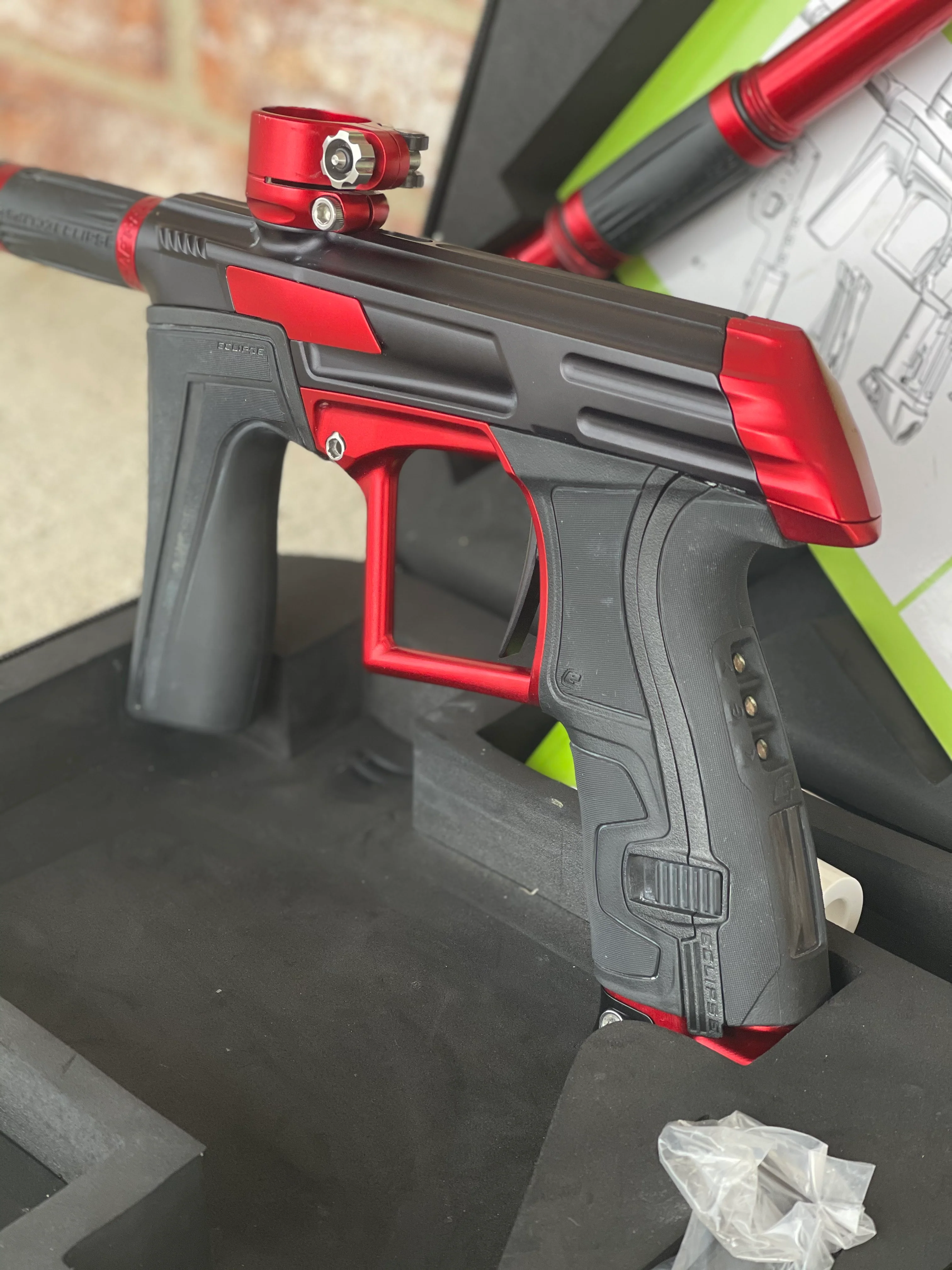 Used Planet Eclipse CS1.5 Paintball Gun - Black/Red - Image 2