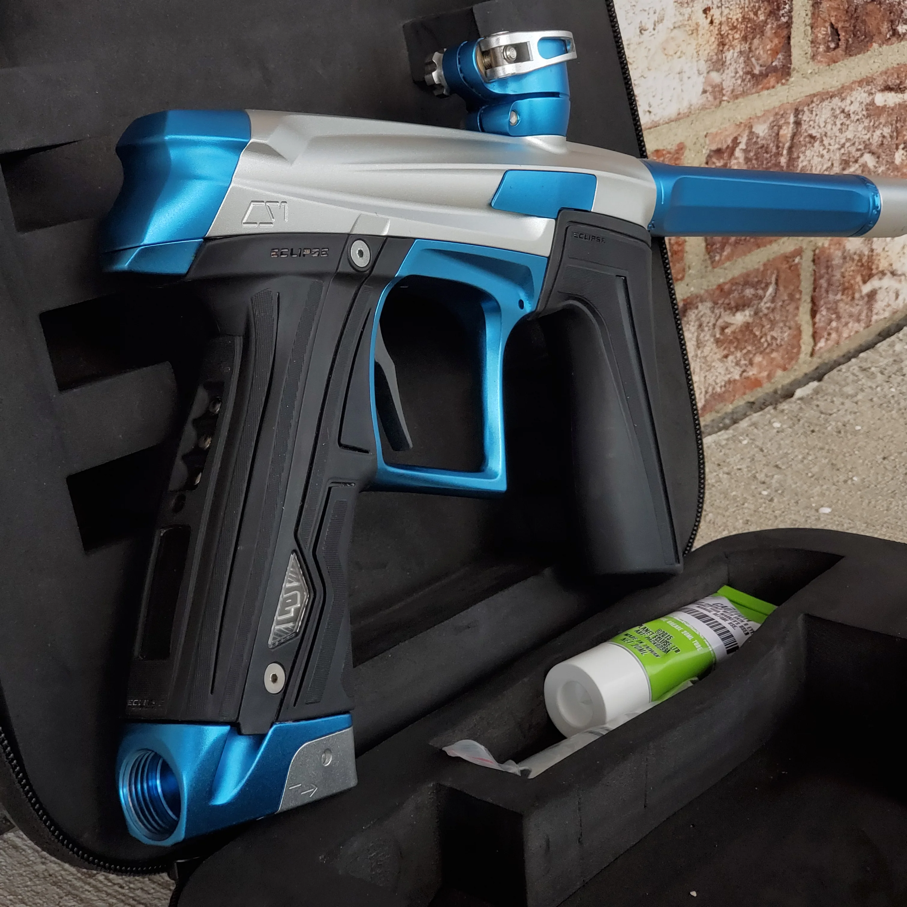Used Planet Eclipse Cs1 Paintball Gun - Silver / Blue - Image 6