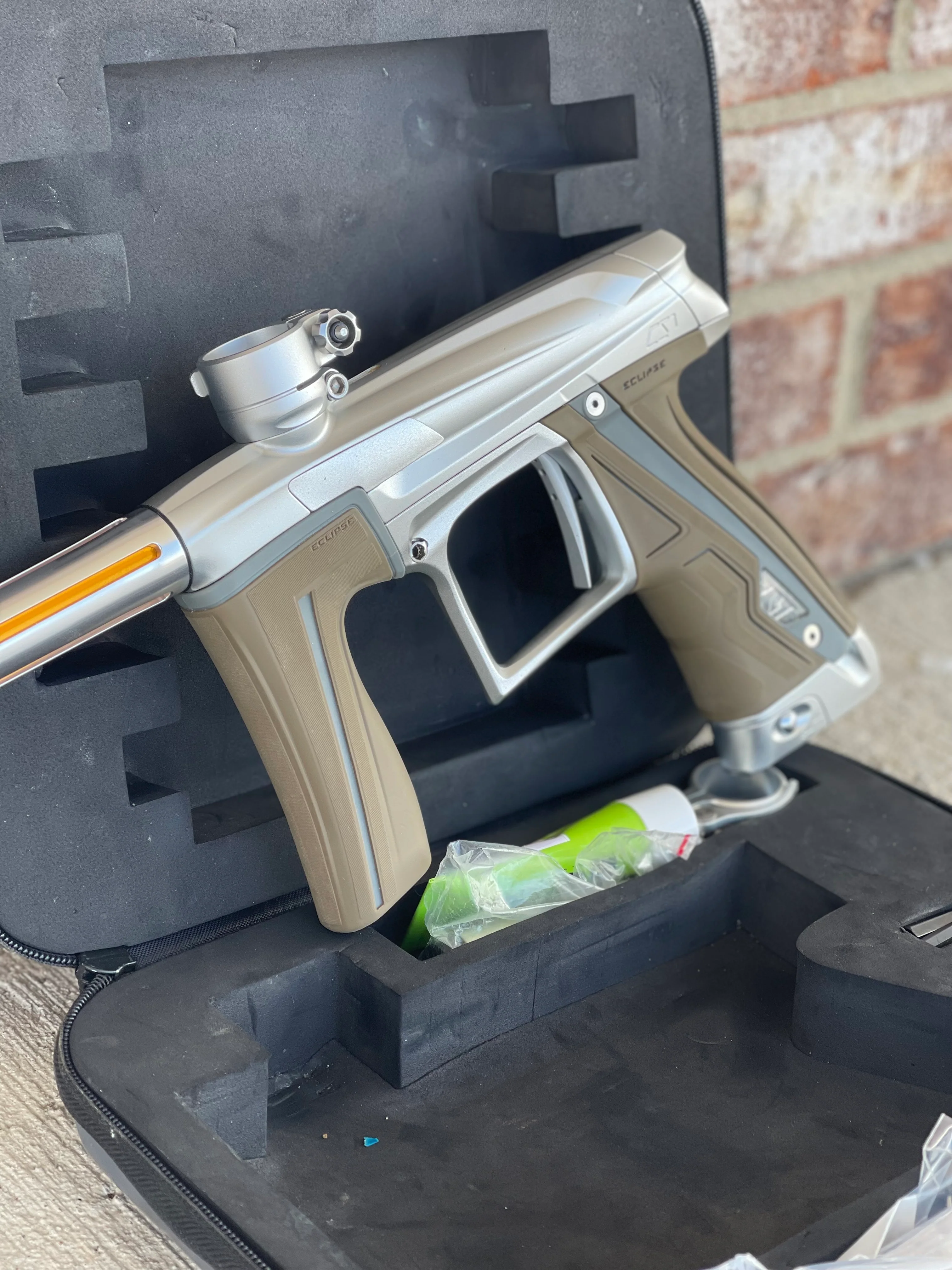 Used Planet Eclipse CS1 Paintball Gun - Silver w/ Gloss Silver Infamous OG-1 Barrel - Image 4