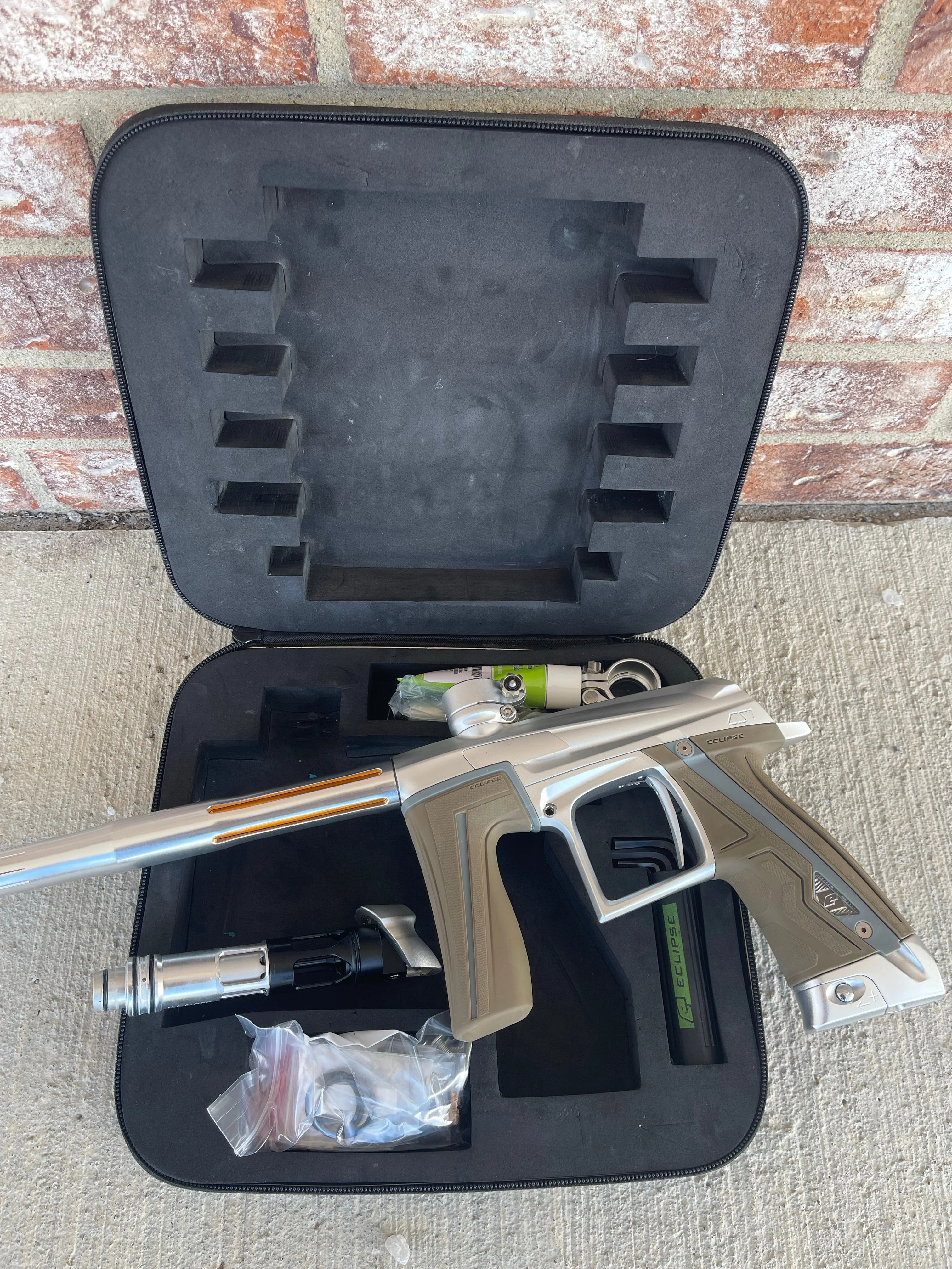 Used Planet Eclipse CS1 Paintball Gun - Silver w/ Gloss Silver Infamous OG-1 Barrel - Image 5