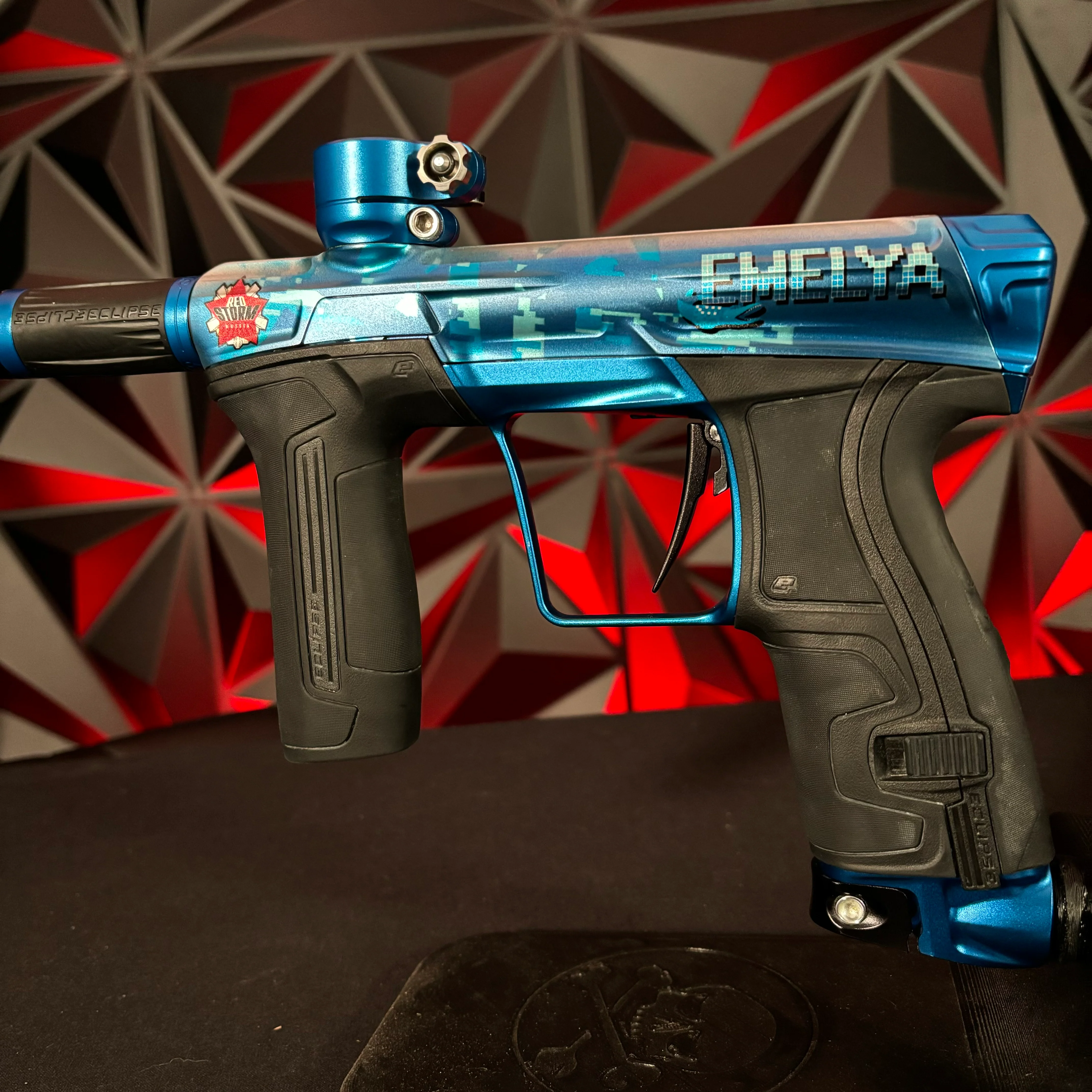 Used Planet Eclipse CS2 Paintball Gun - LE Emelya w/ 2 FL Inserts & Deuce Trigger - Image 3