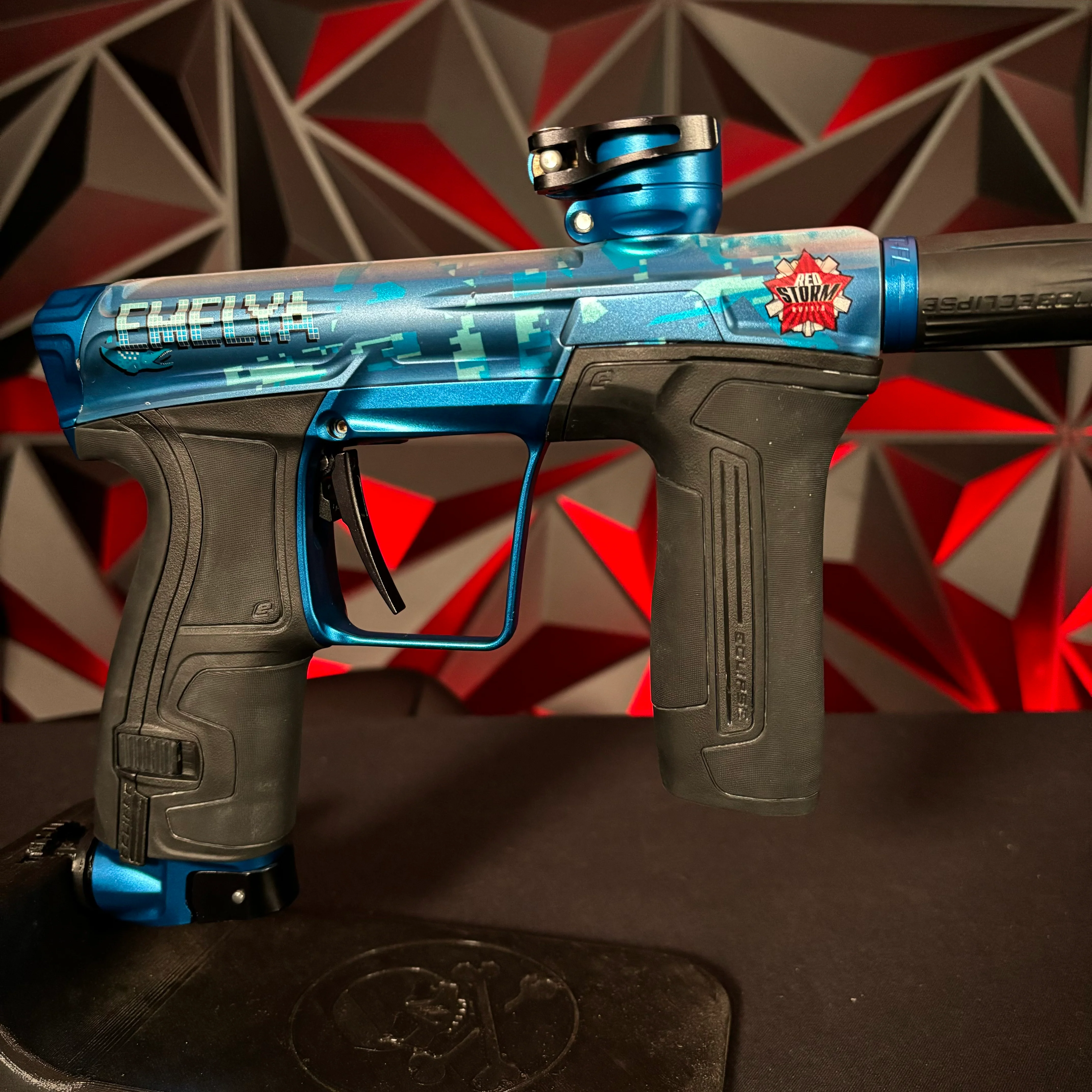 Used Planet Eclipse CS2 Paintball Gun - LE Emelya w/ 2 FL Inserts & Deuce Trigger - Image 4