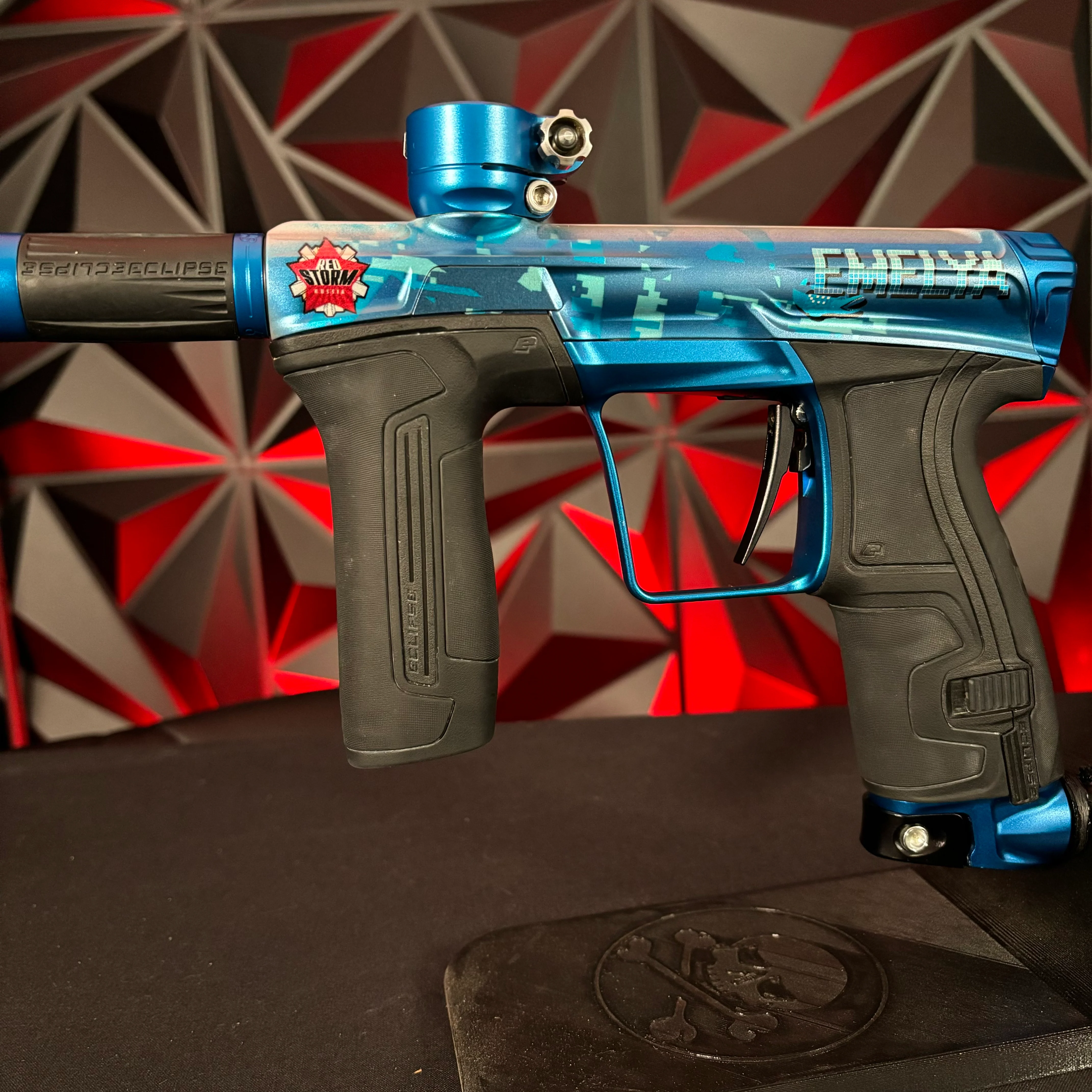 Used Planet Eclipse CS2 Paintball Gun - LE Emelya w/ 2 FL Inserts & Deuce Trigger - Image 5