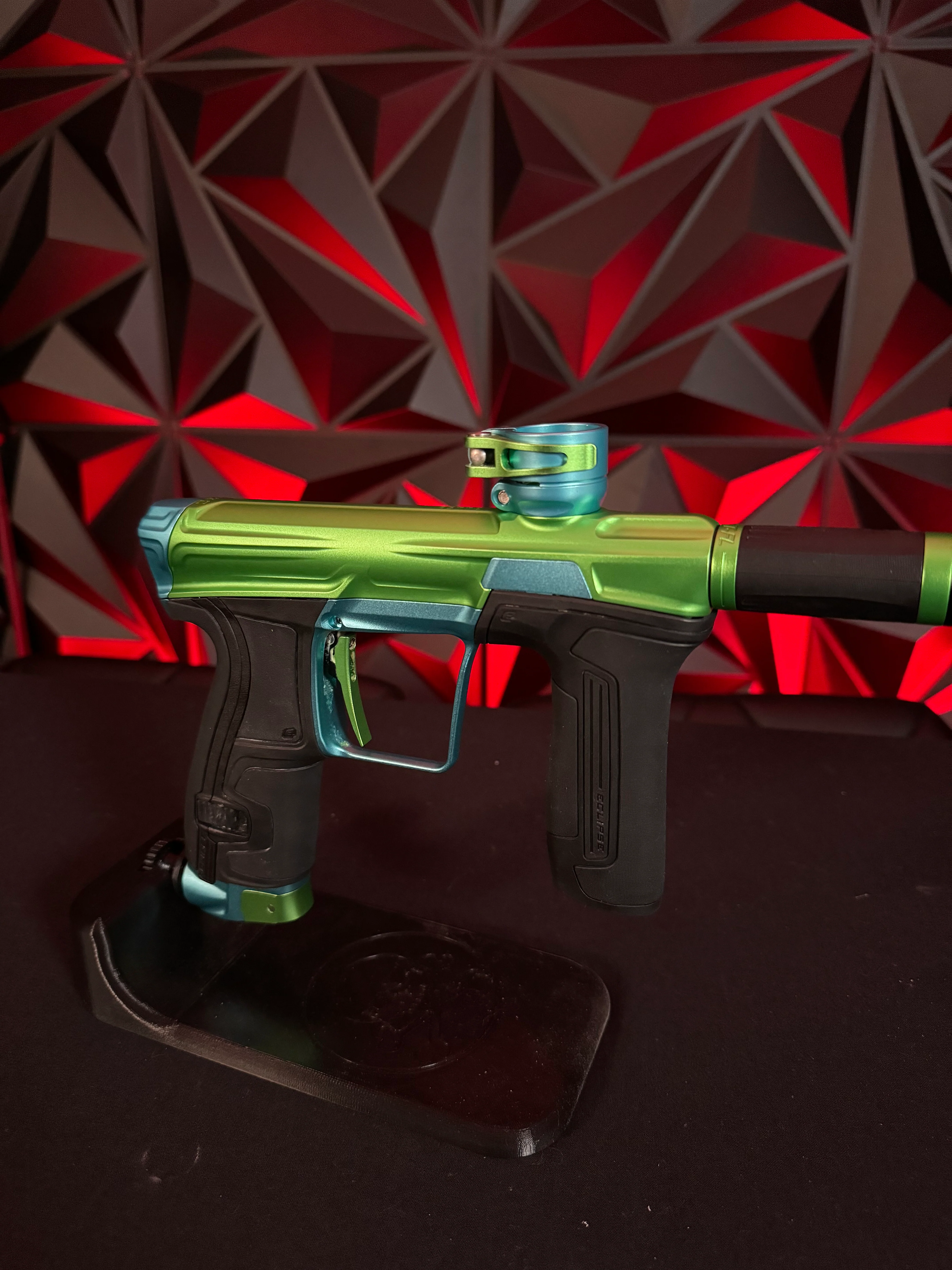 Used Planet Eclipse CS2 Paintball Gun - Green/Teal - Image 3