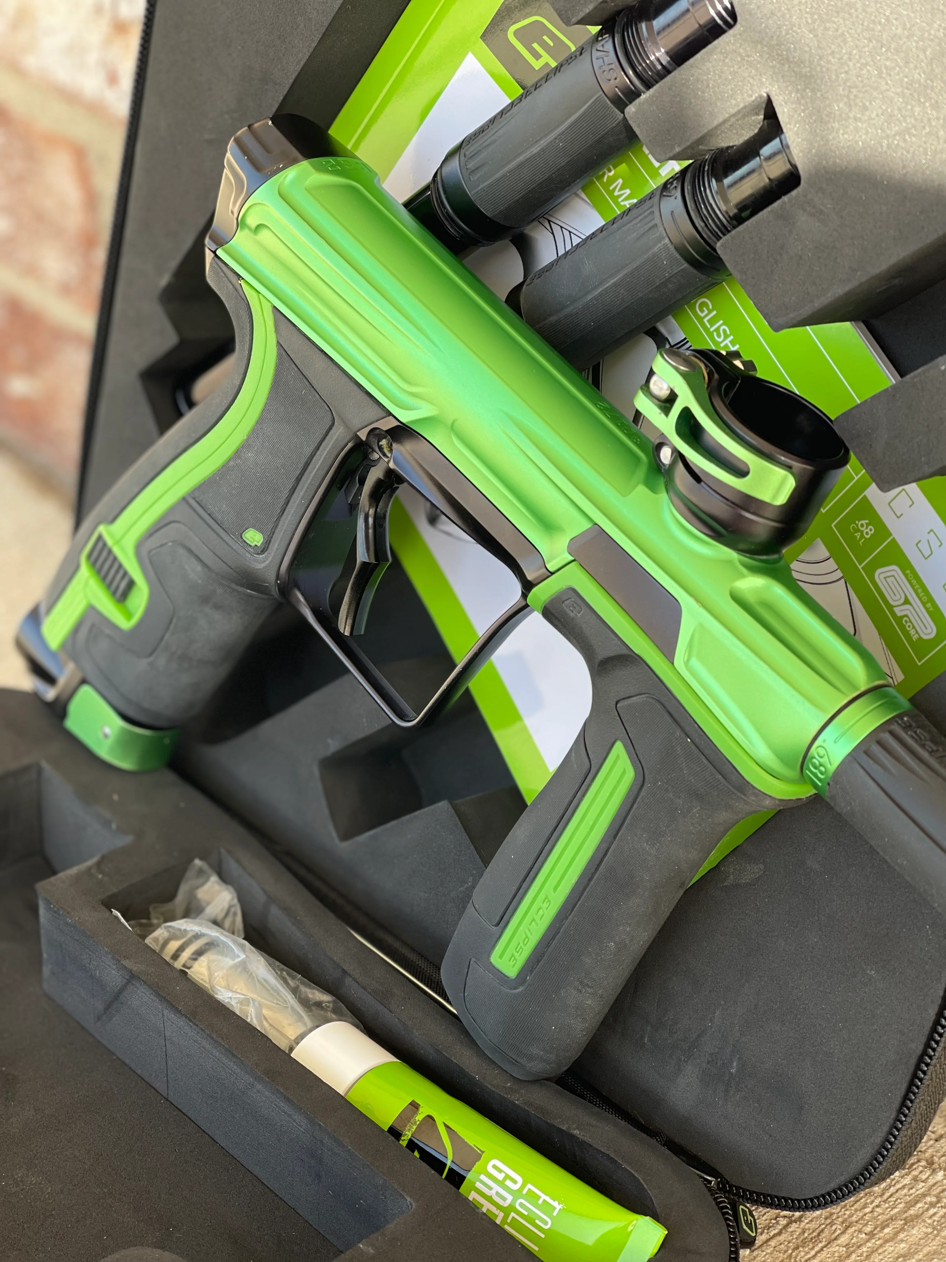 Used Planet Eclipse CS2 Paintball Gun - Kryptonite w/ Infamous Deuce Trigger - Image 3