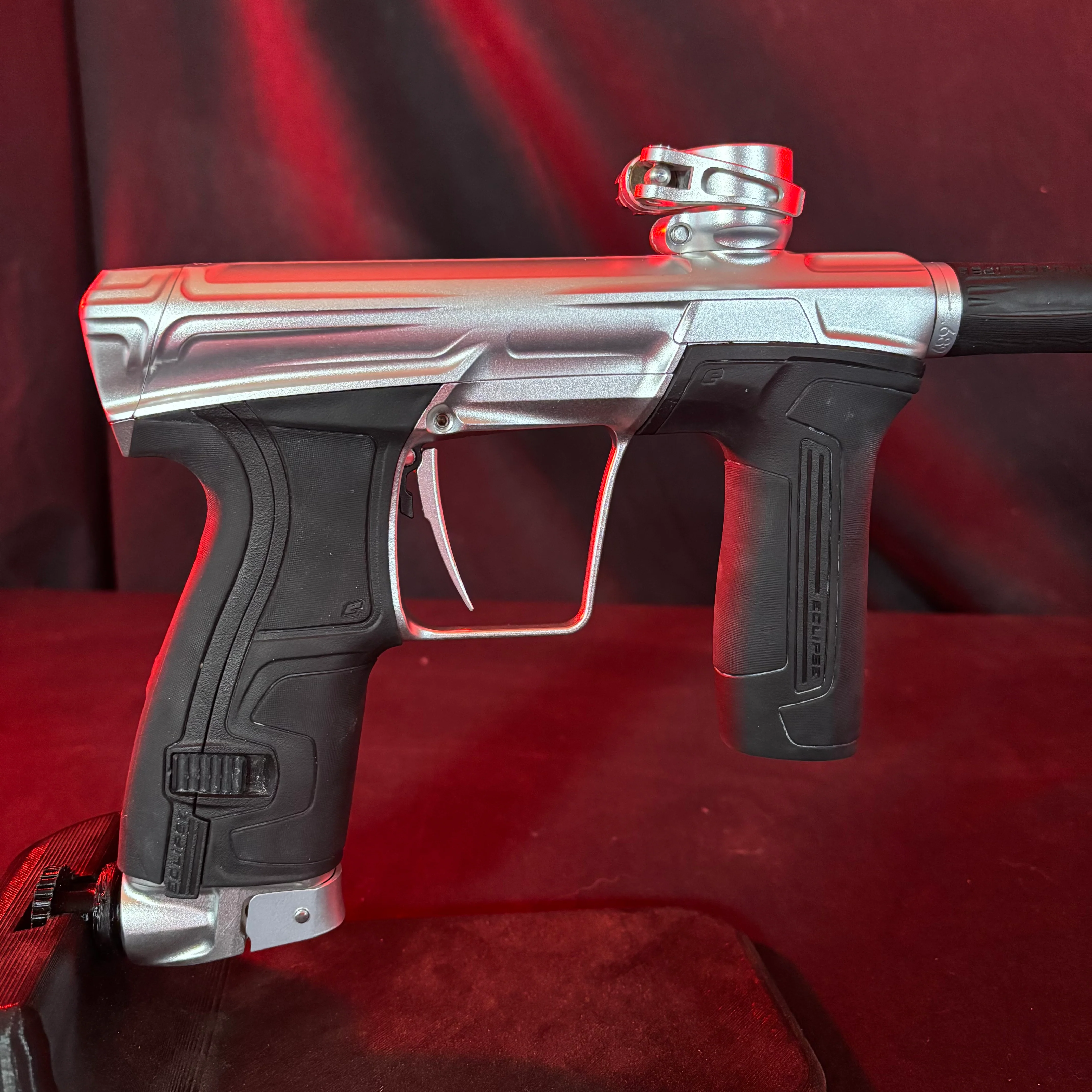Used Planet Eclipse CS2 Paintball Gun - Silver - Image 2