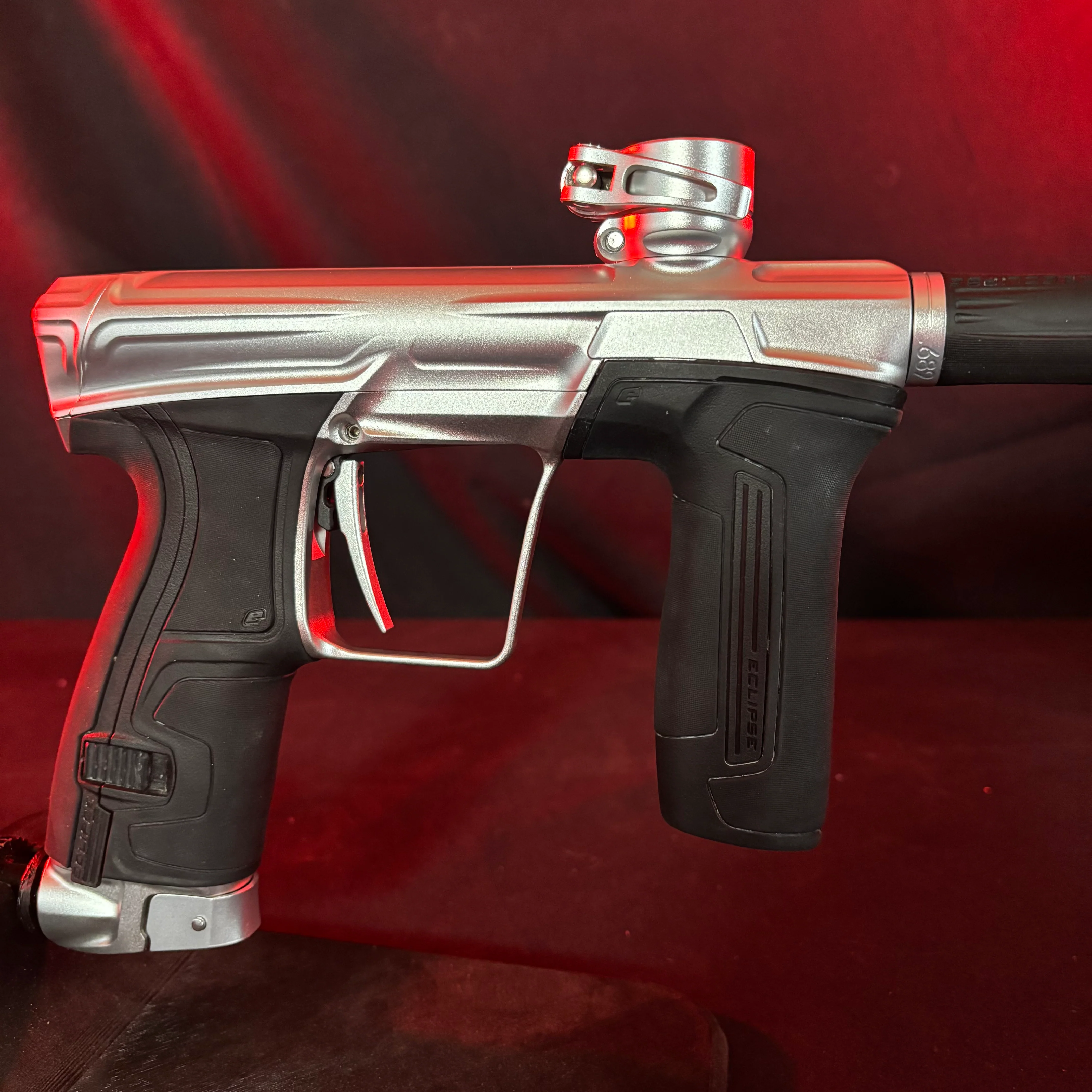 Used Planet Eclipse CS2 Paintball Gun - Silver - Image 3