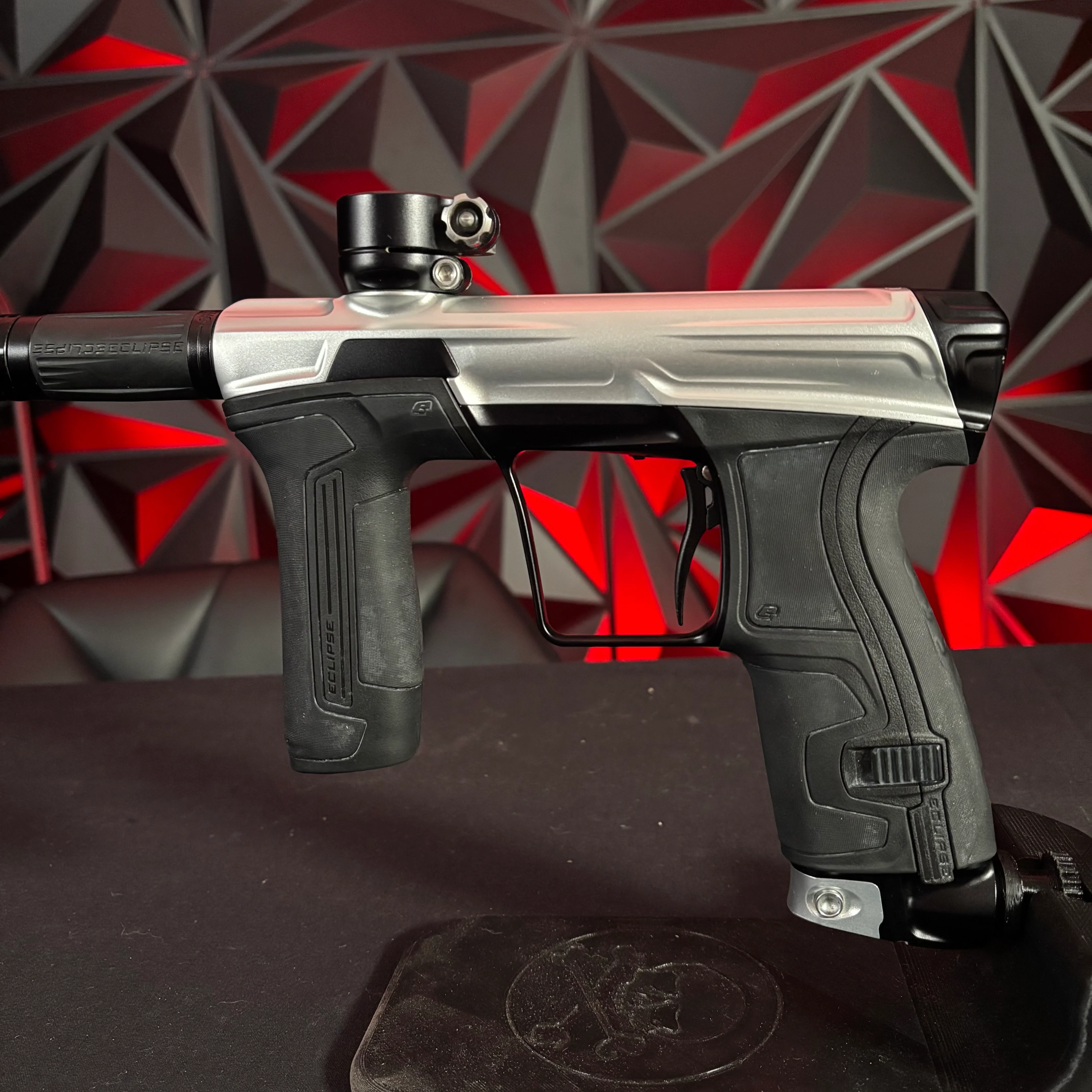 Used Planet Eclipse CS2 Paintball Gun - Silver/Black w/ 2 FL Backs and Sythe Trigger - Image 4