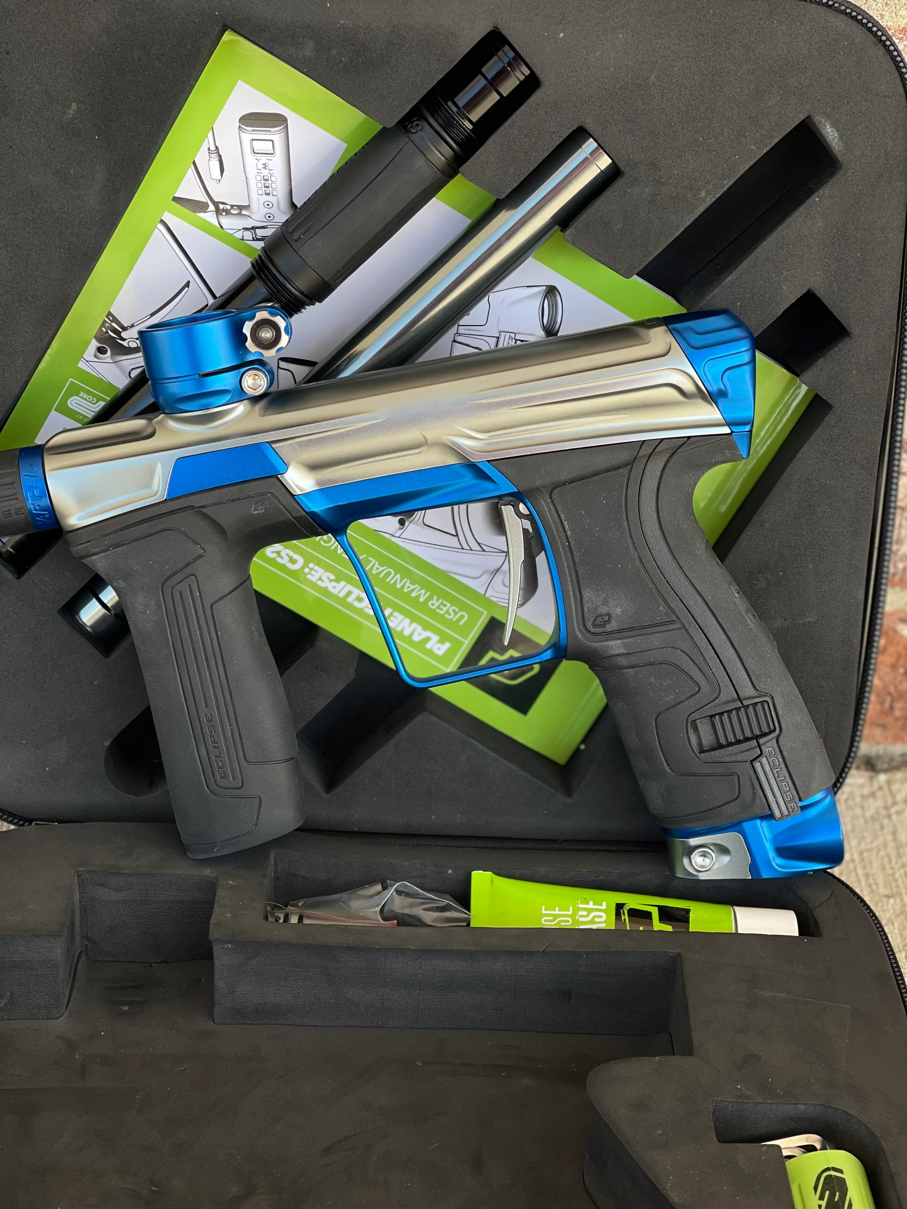 Used Planet Eclipse CS2 Paintball Gun - Pewter/Blue - Image 6
