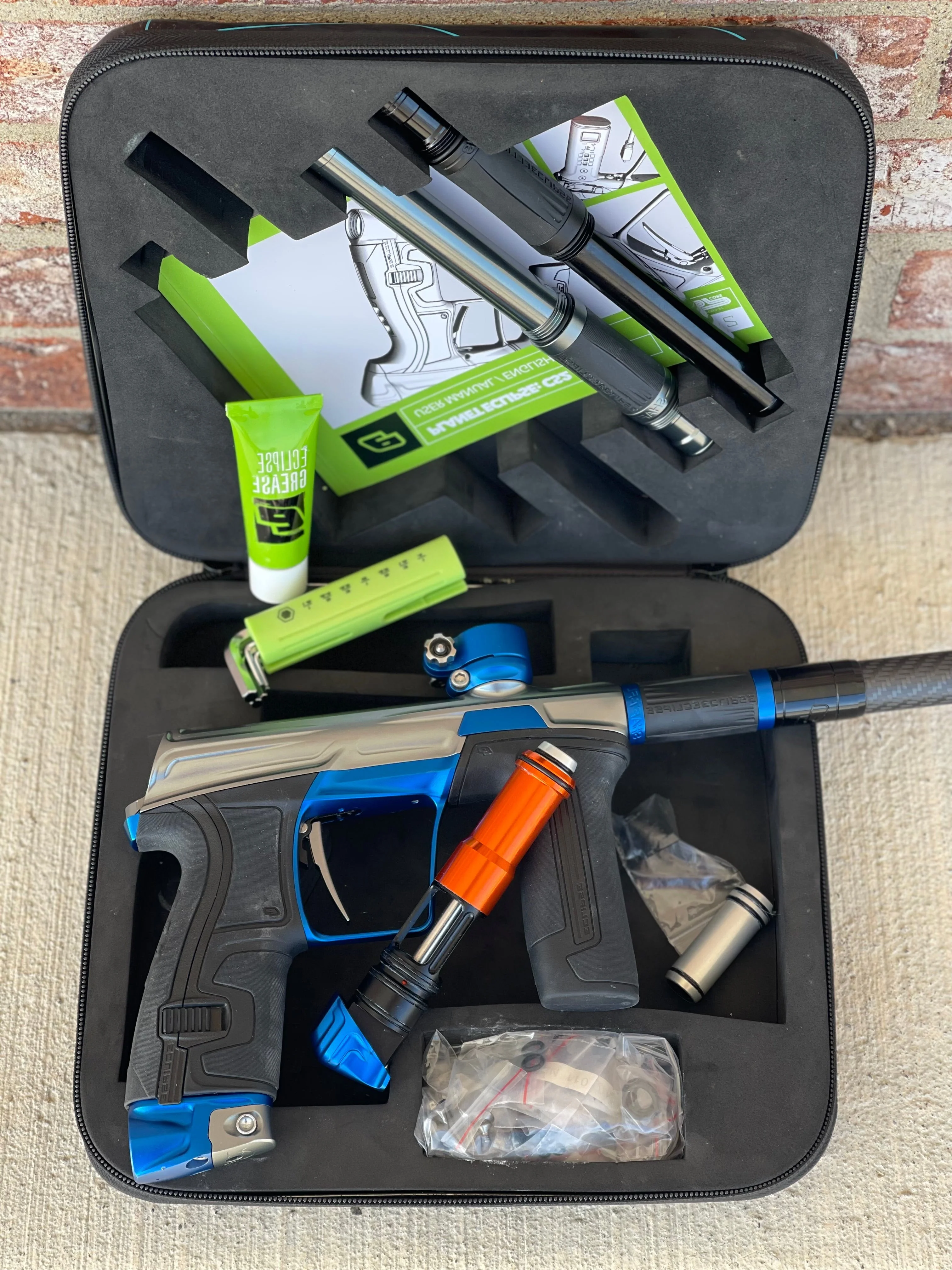 Used Planet Eclipse CS2 Paintball Gun - Pewter/Blue - Image 7