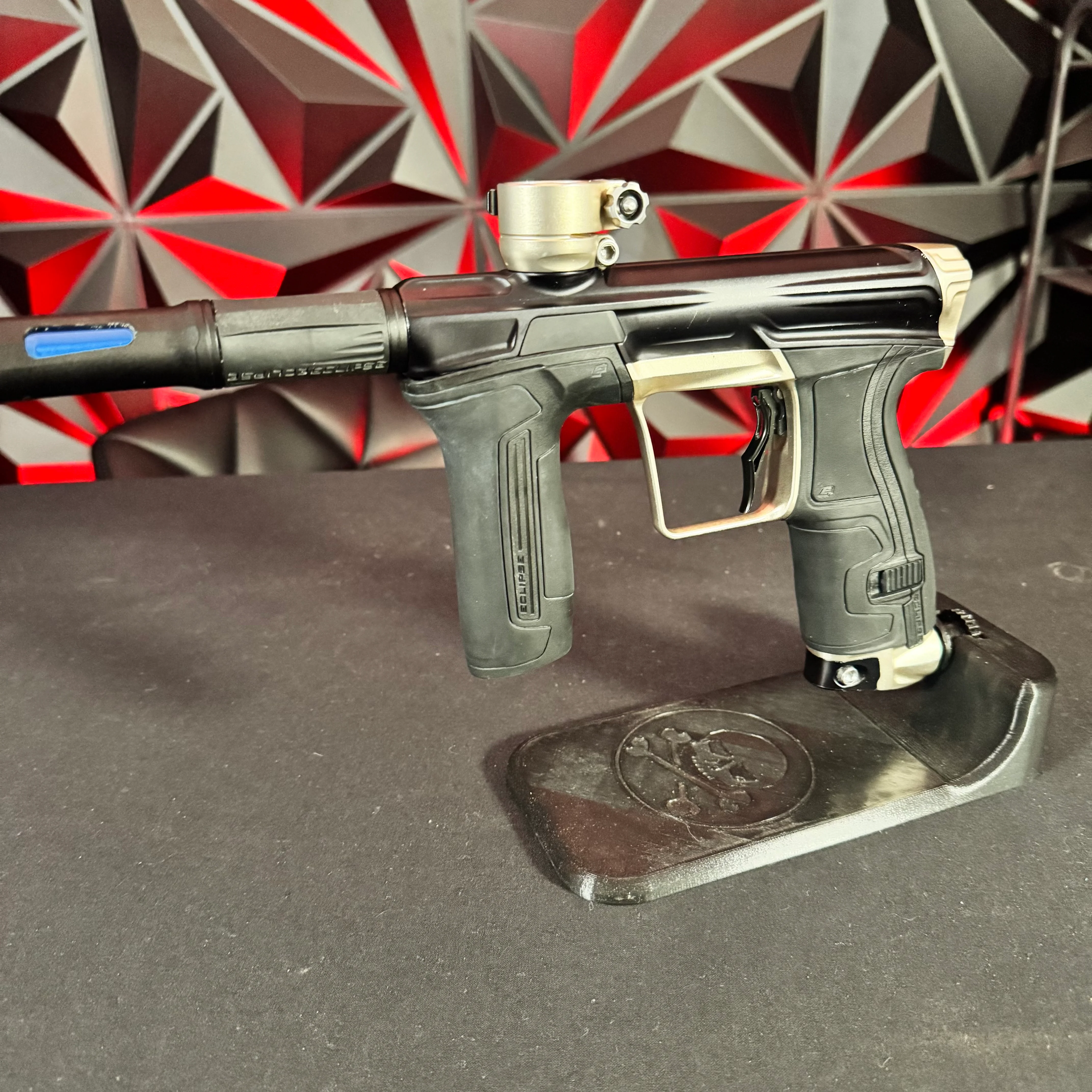 Used Planet Eclipse CS2 Paintball Marker- Black/Sandstone w/Dust Eye Covers & s63 Barrel System - Image 5