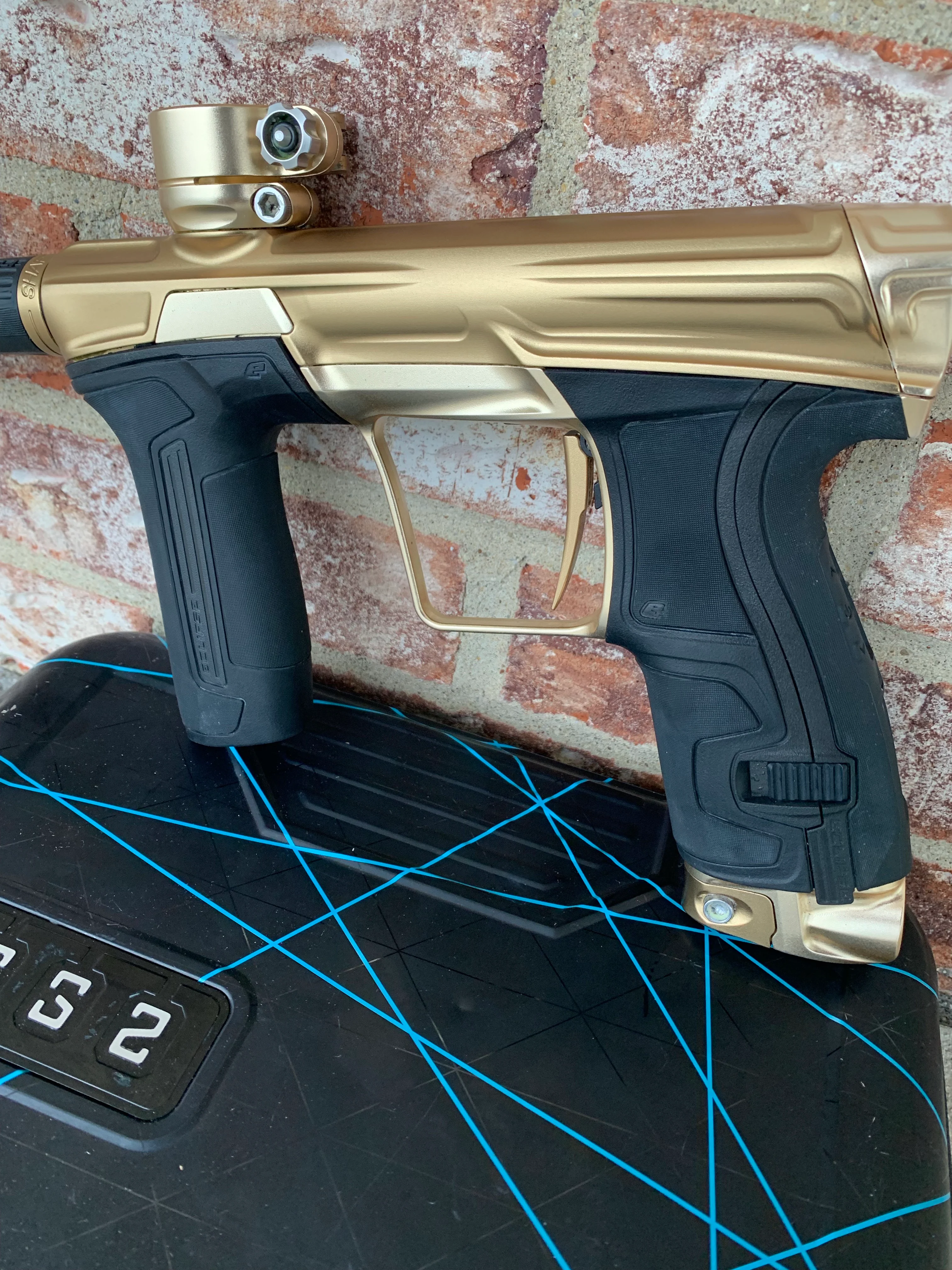 Used Planet Eclipse CS2 Paintball Marker- Dust Gold - Image 5
