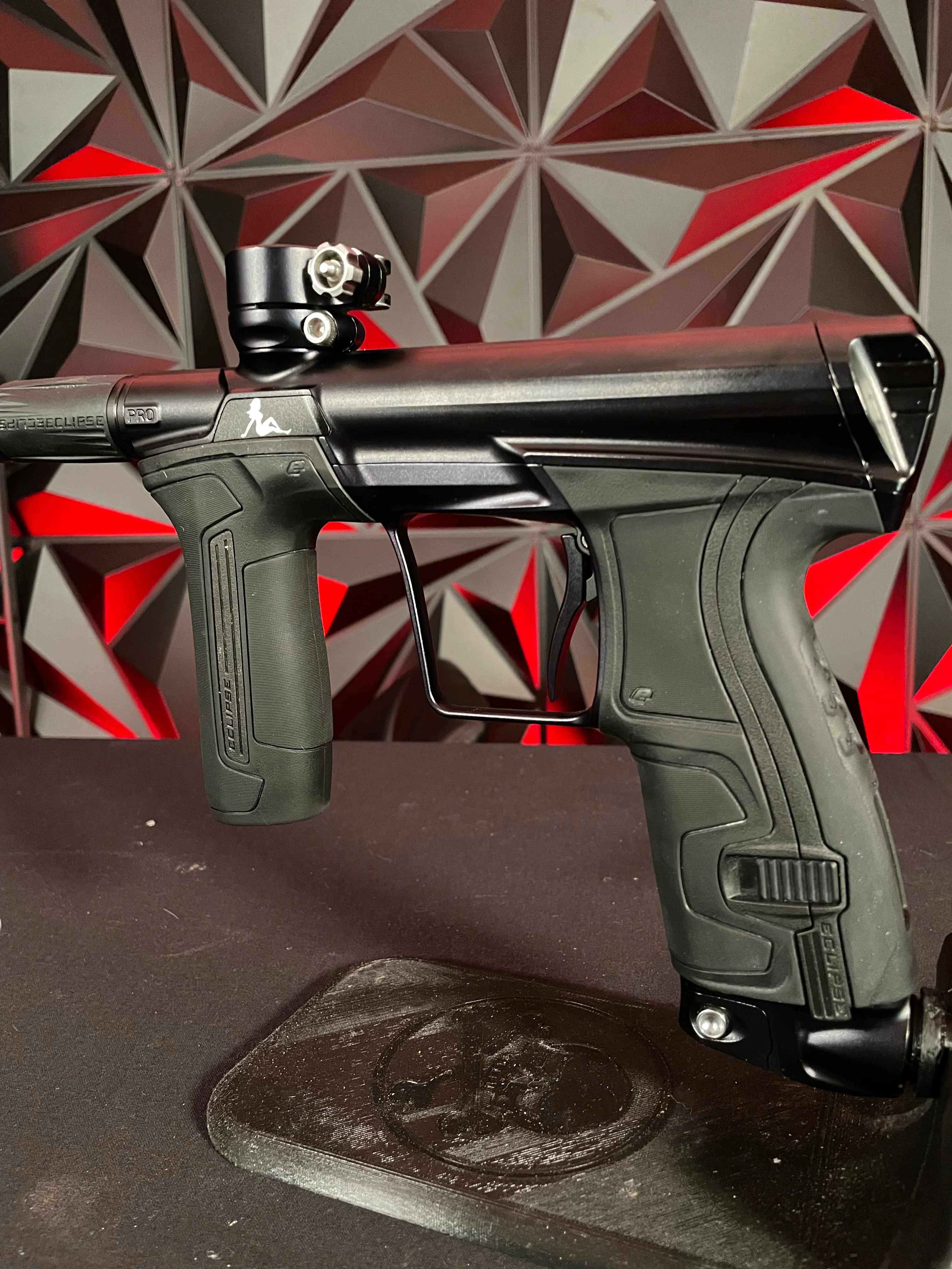 Used Planet Eclipse CS2 Pro Paintball Gun - Midnight w/ 3 FL Backs - Image 2