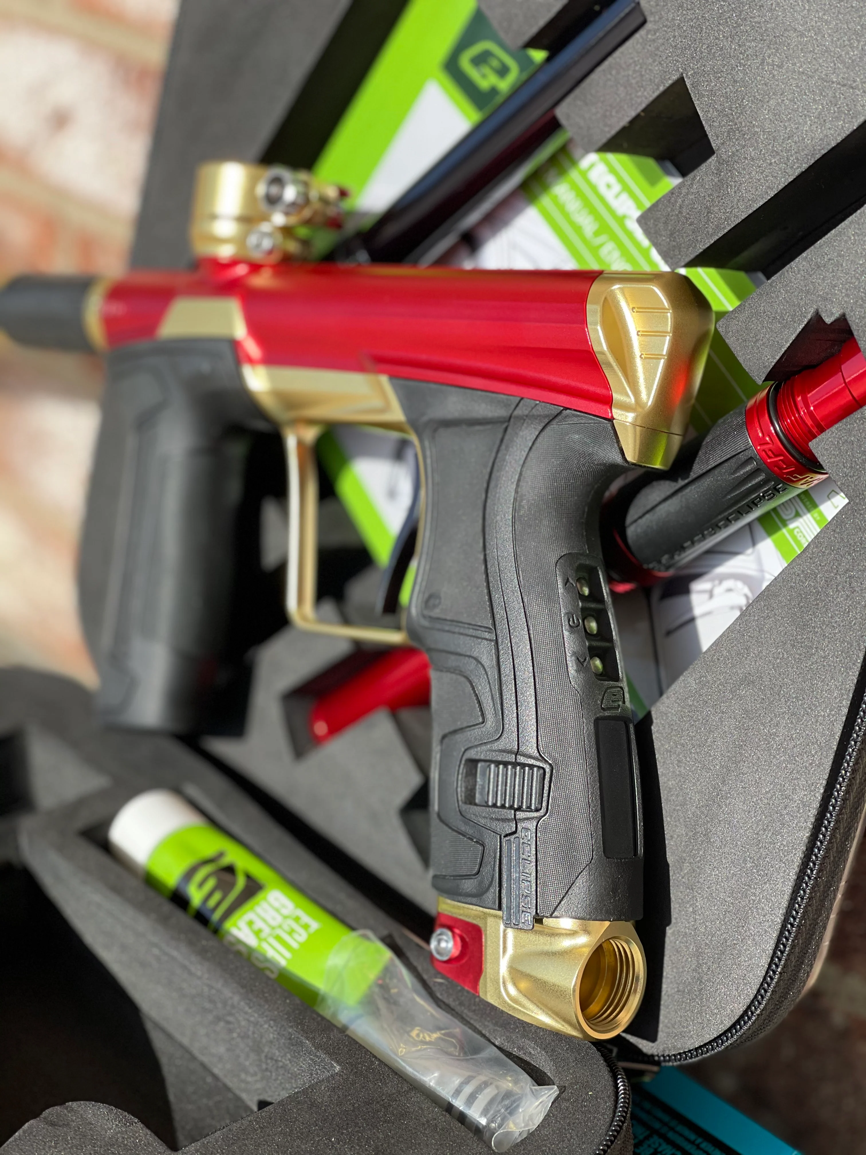 Used Planet Eclipse CS2 Pro Paintball Gun - Heat Wave - Image 3