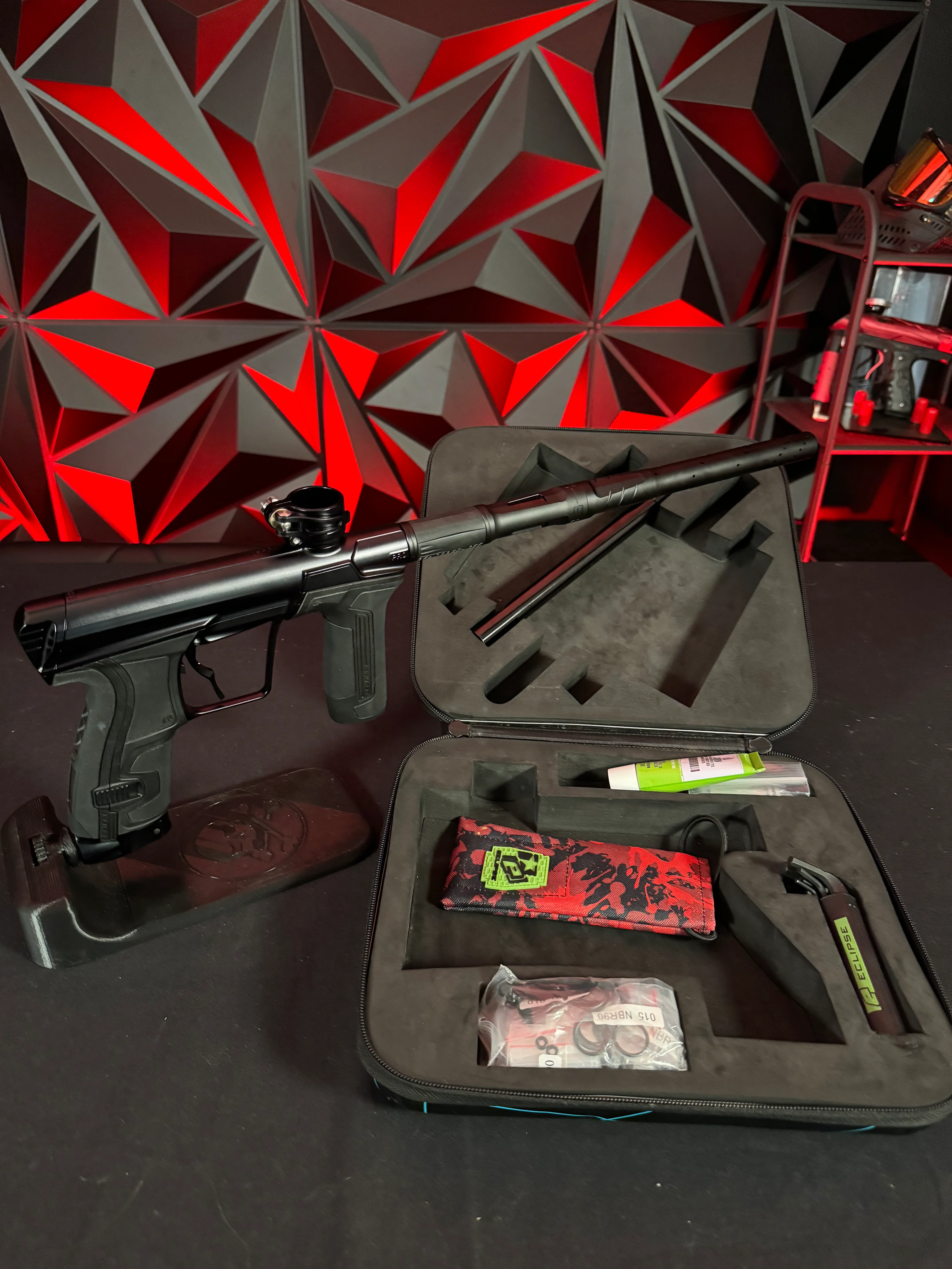 Used Planet Eclipse CS2 Pro Paintball Gun - Midnight w/Infamous Deuce Trigger & s63 Barrel System - Image 7