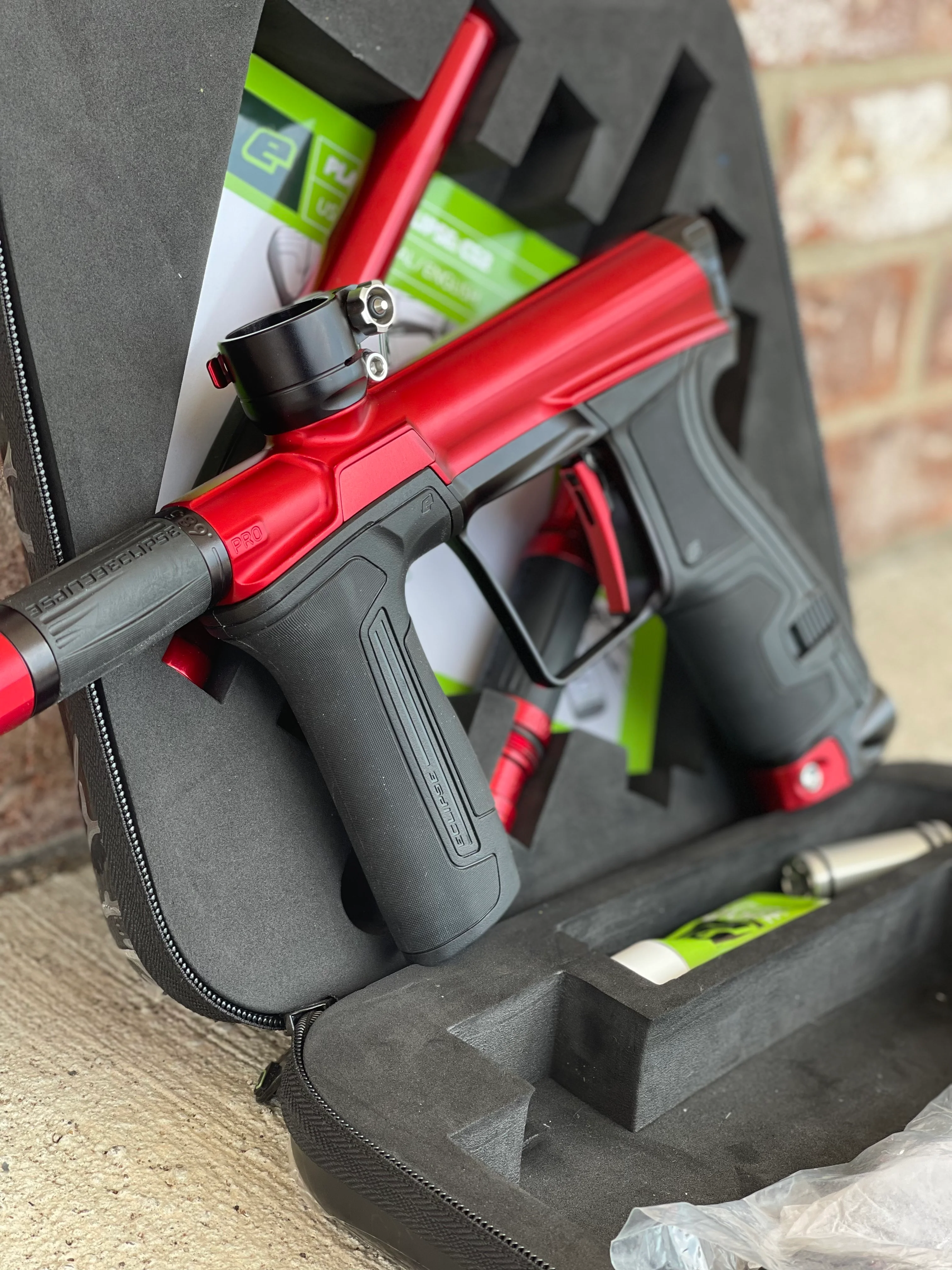 Used Planet Eclipse CS2 Pro Paintball Gun - Red/Back with Infamous Silencio Tip - Image 2