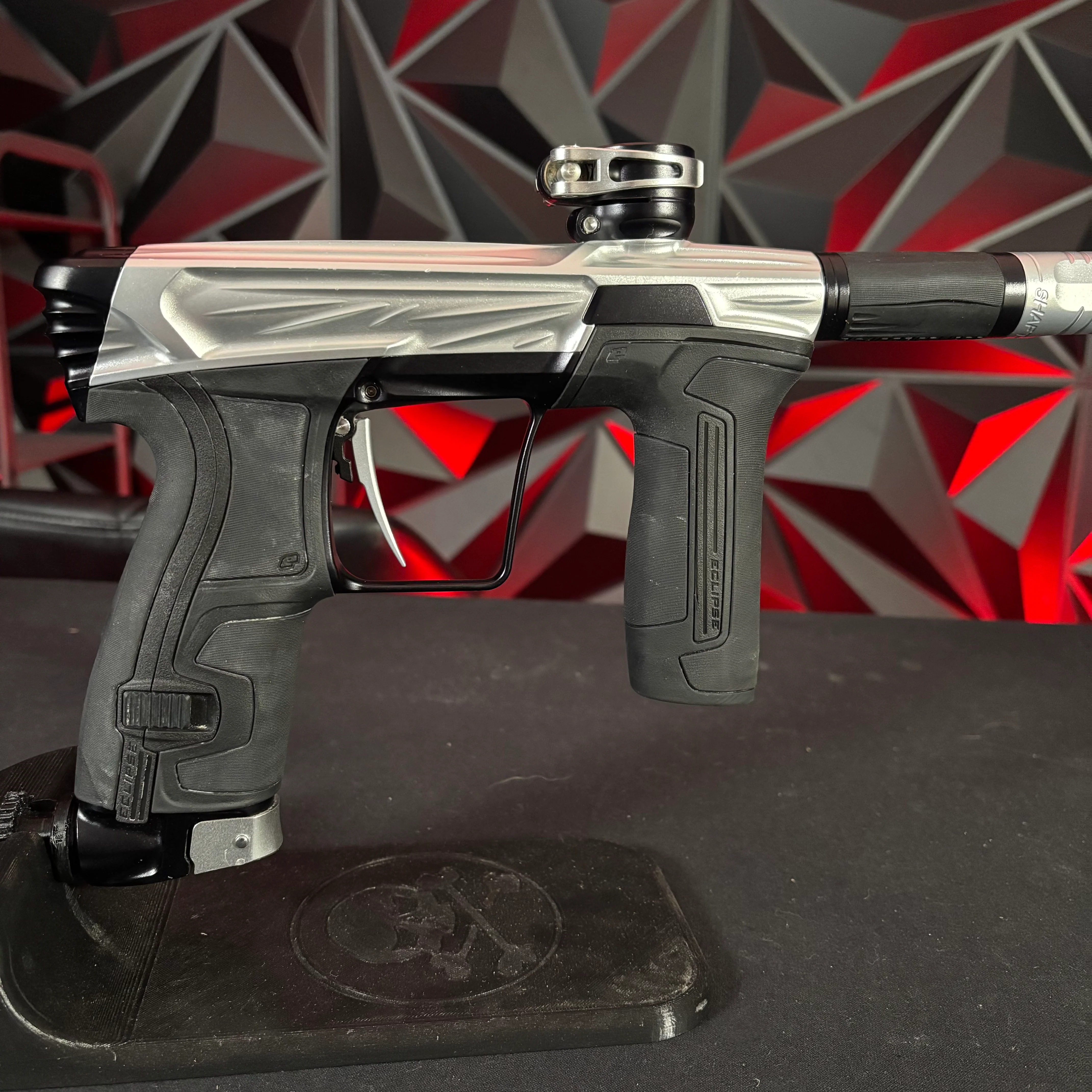 Used Planet Eclipse CS2 Project G Paintball Gun - Silver/ Black - Image 2