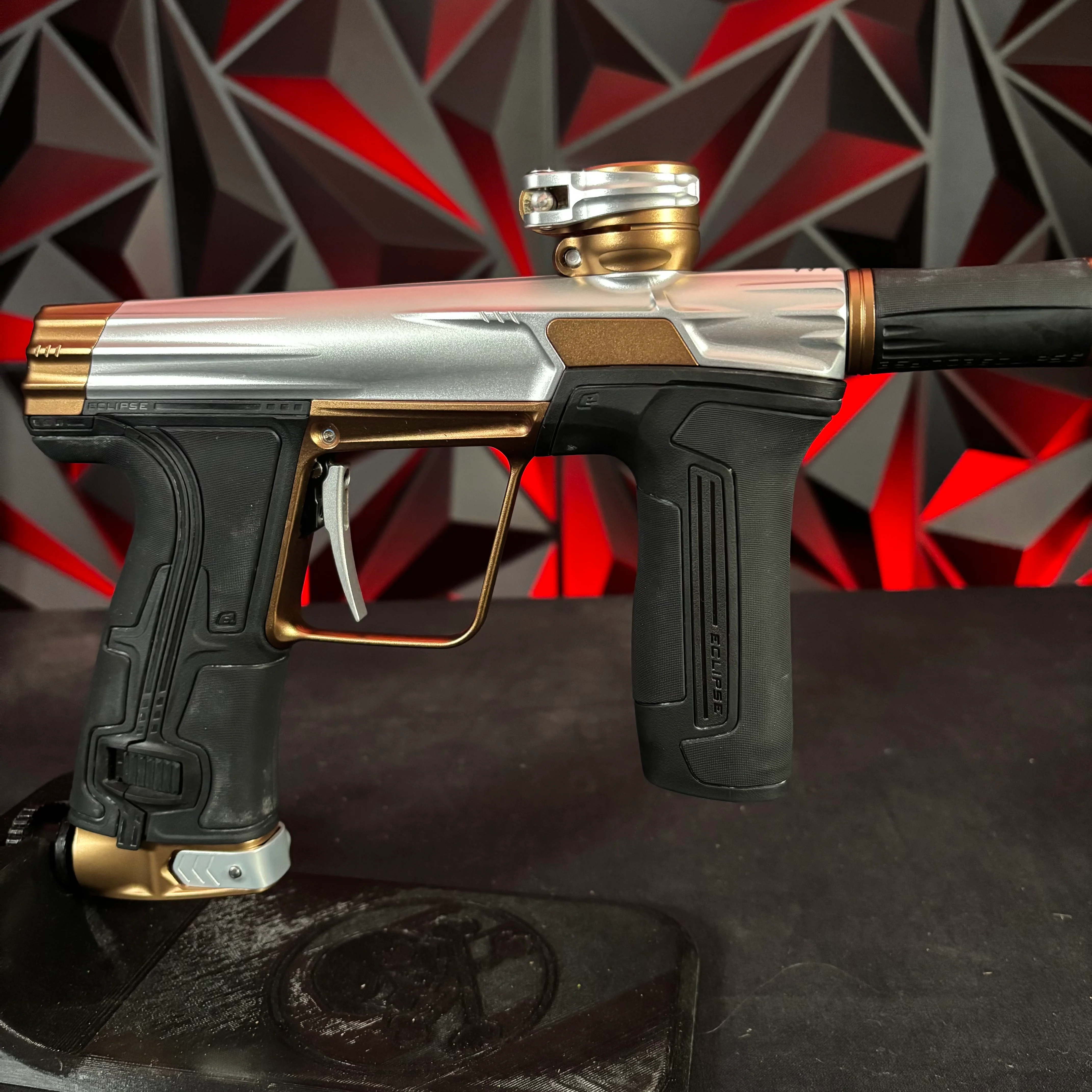 Used Planet Eclipse CS3 Paintball Gun - Silver/ Bronze - Image 3