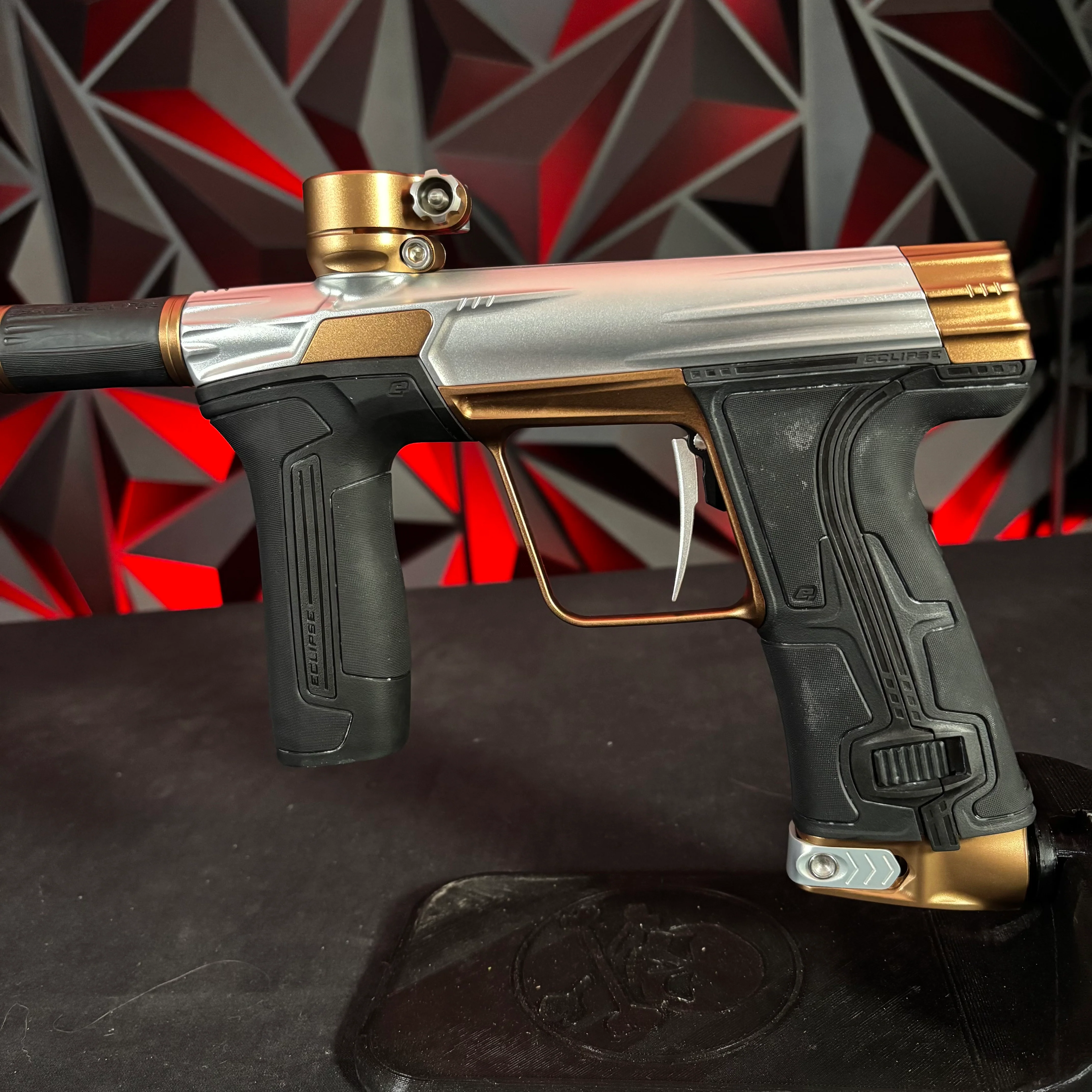 Used Planet Eclipse CS3 Paintball Gun - Silver/ Bronze - Image 4