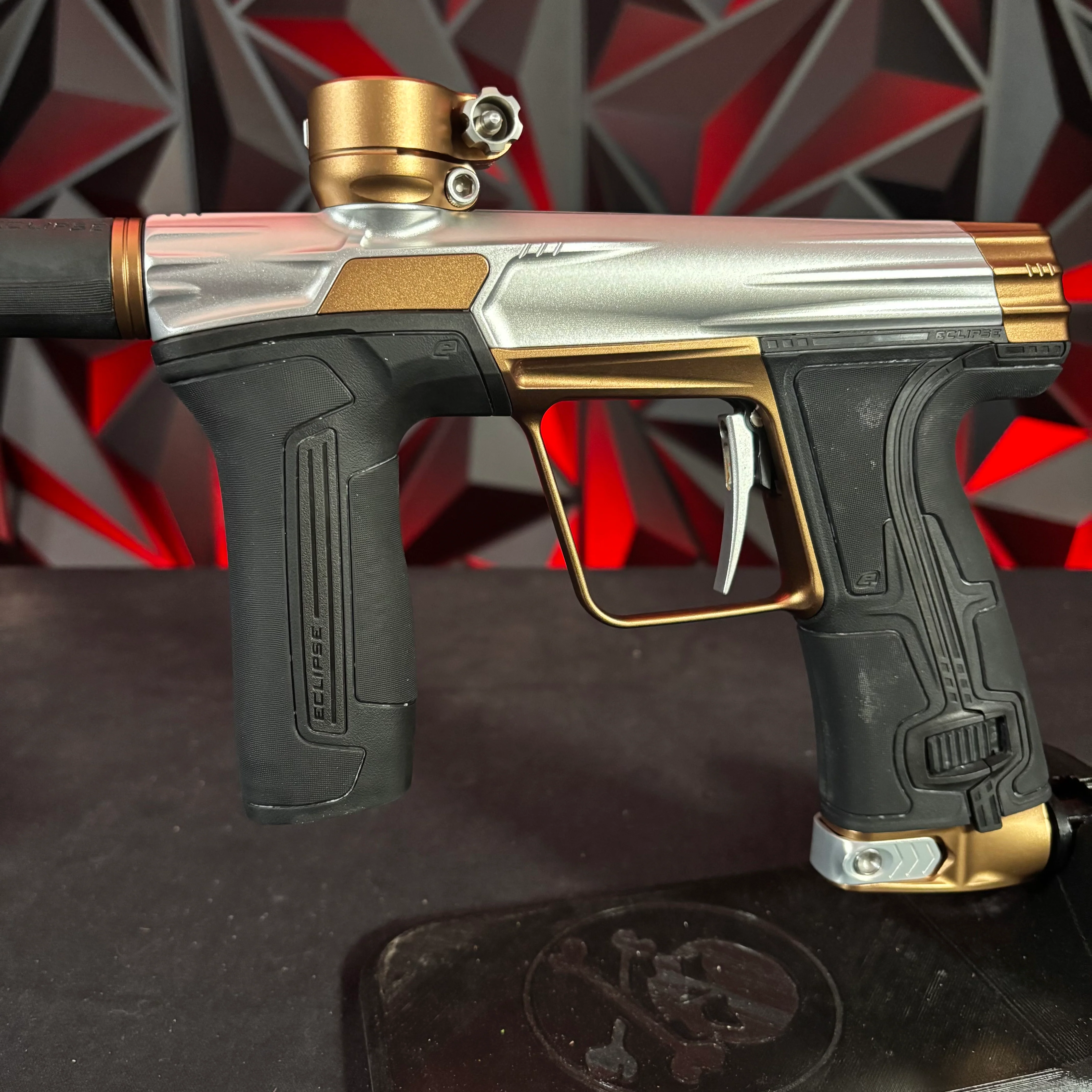 Used Planet Eclipse CS3 Paintball Gun - Silver/ Bronze - Image 5