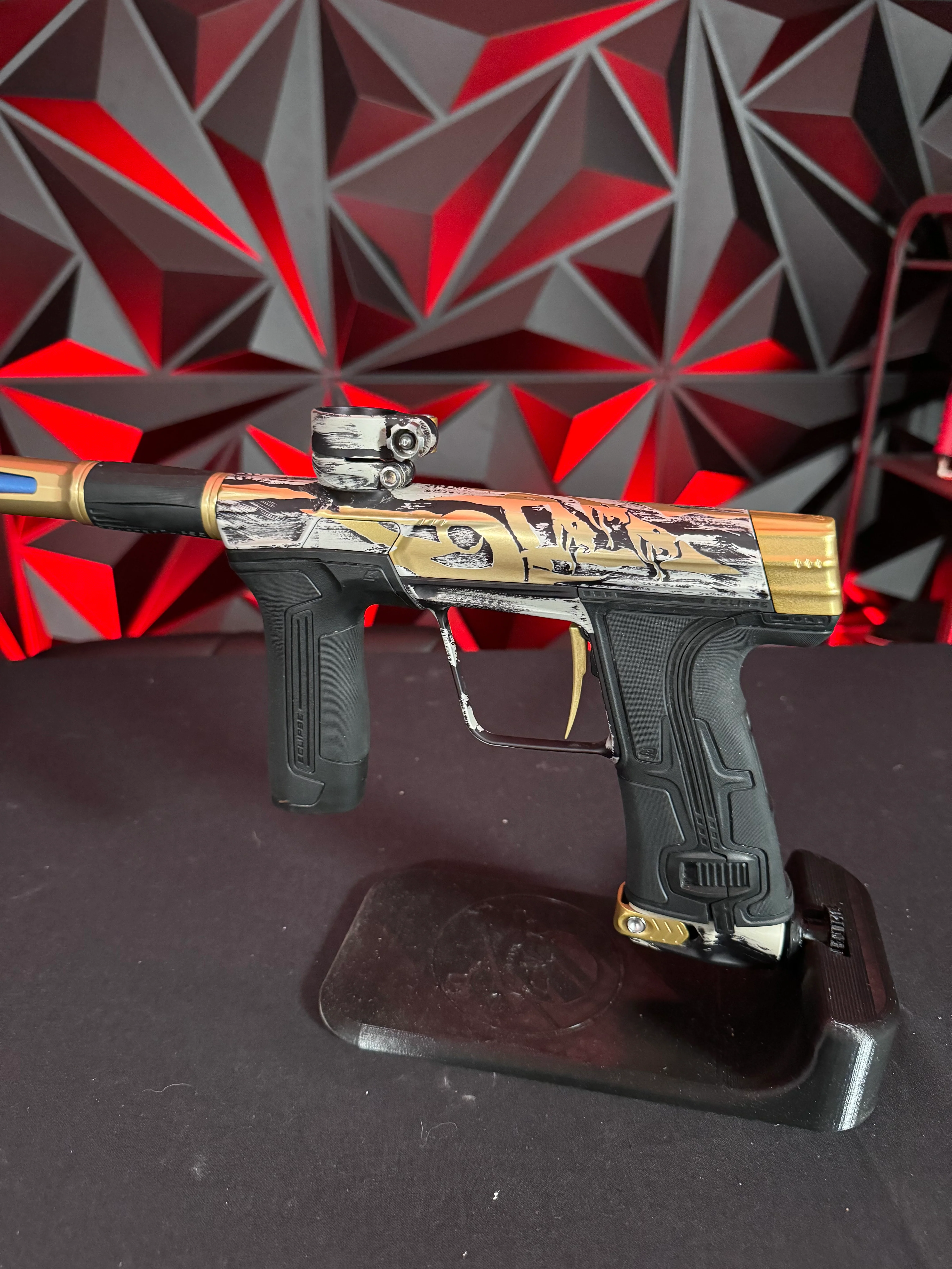 Used Planet Eclipse CS3 Paintball Gun - Custom 3D Sandana and Infamous Deuce Trigger - Image 3