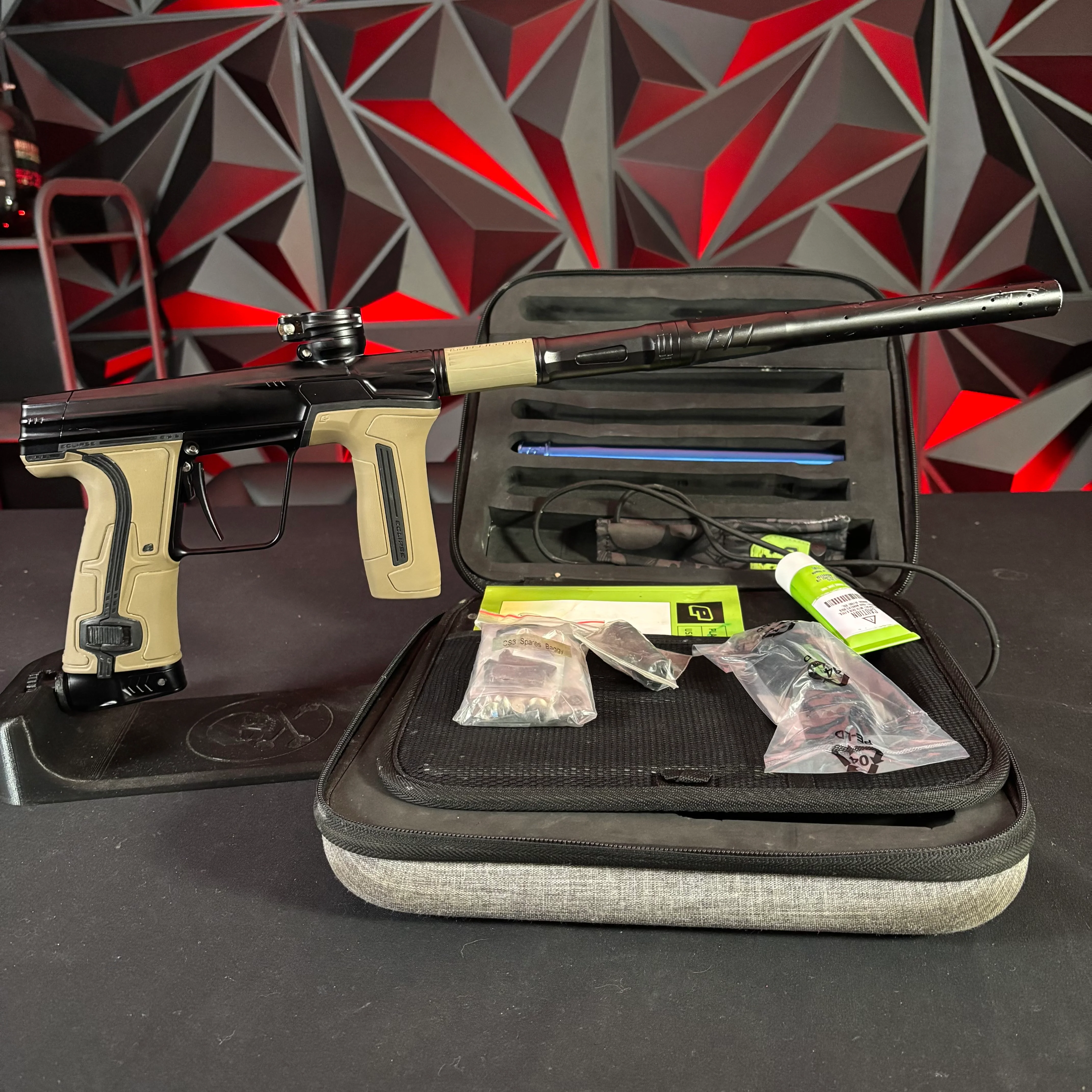 Used Planet Eclipse CS3 Paintball Gun - Midnight w/ Earth Grip Kit