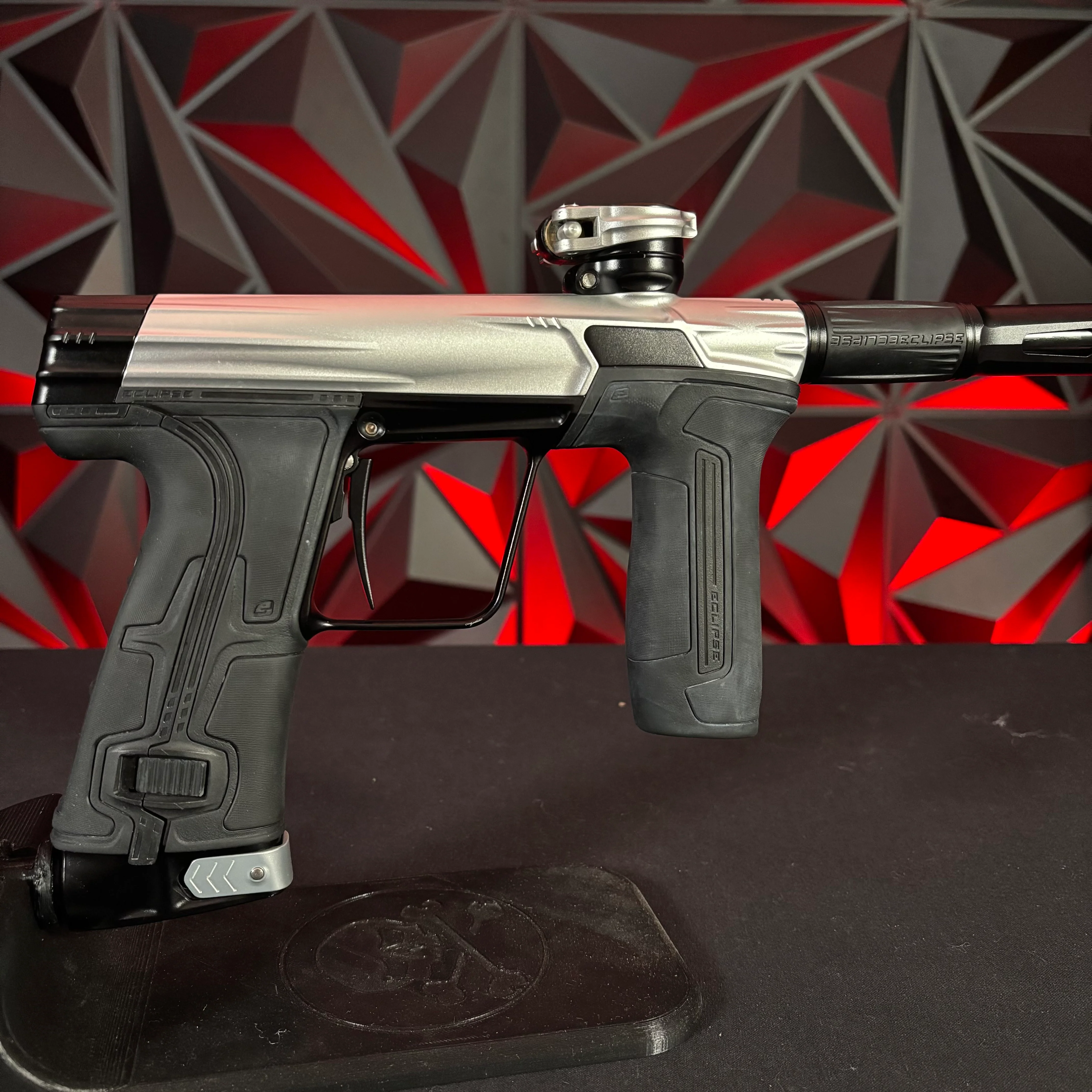 Used Planet Eclipse CS3 Paintball Gun - Silver/Black - Image 2