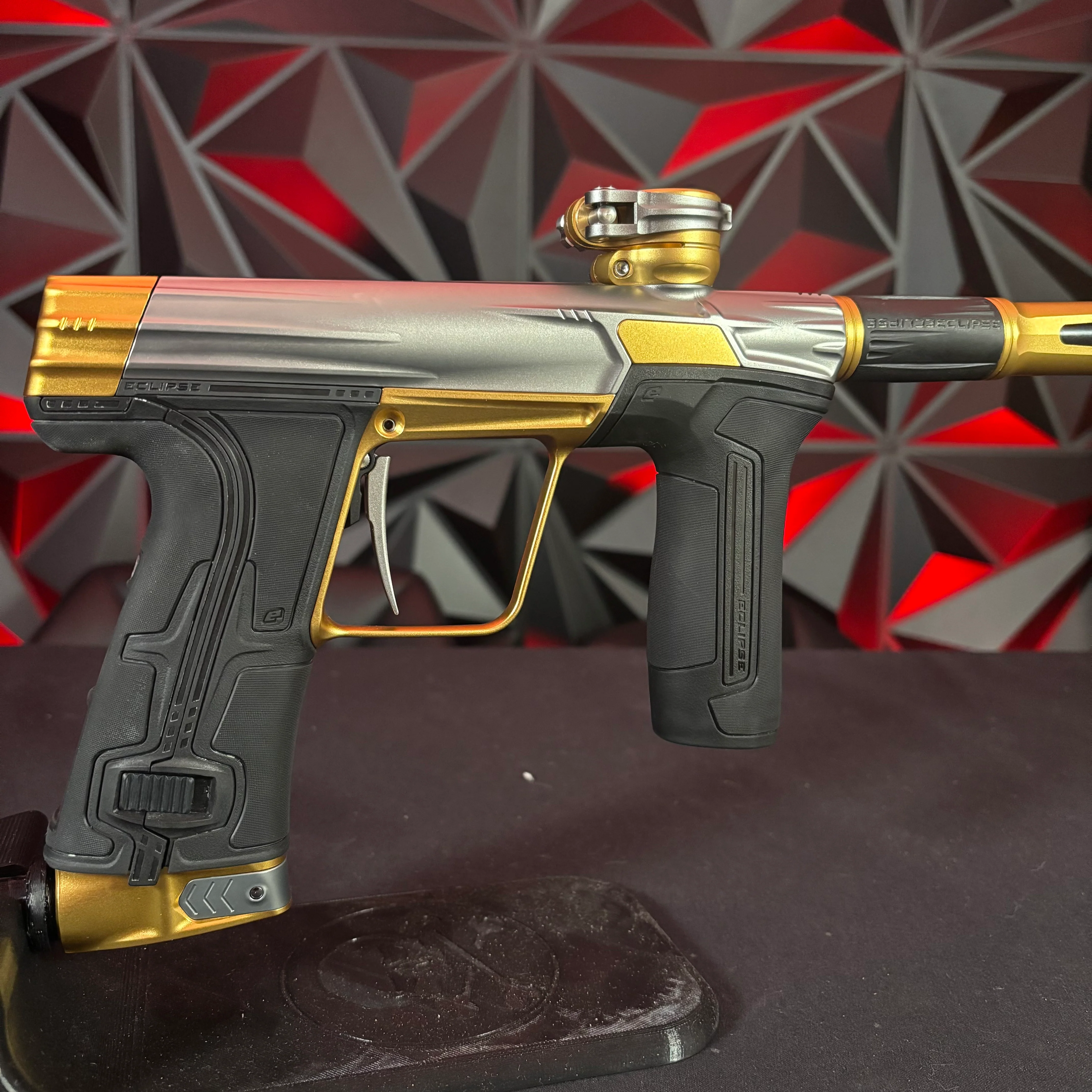 Used Planet Eclipse CS3 Paintball Gun - Dark grey/ Gold - Image 2