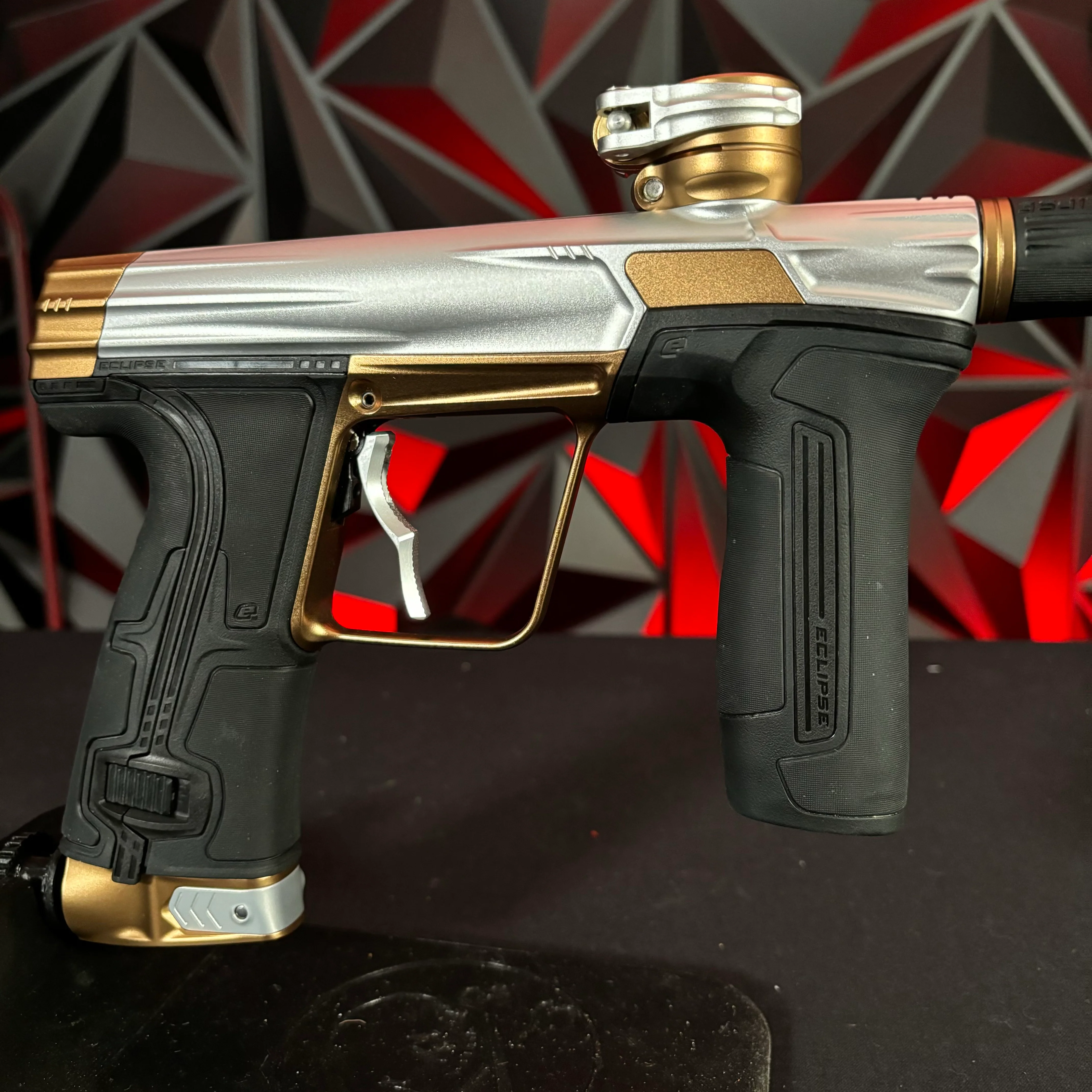 Used Planet Eclipse CS3 Paintball Gun - Silver/Bronze - Image 3