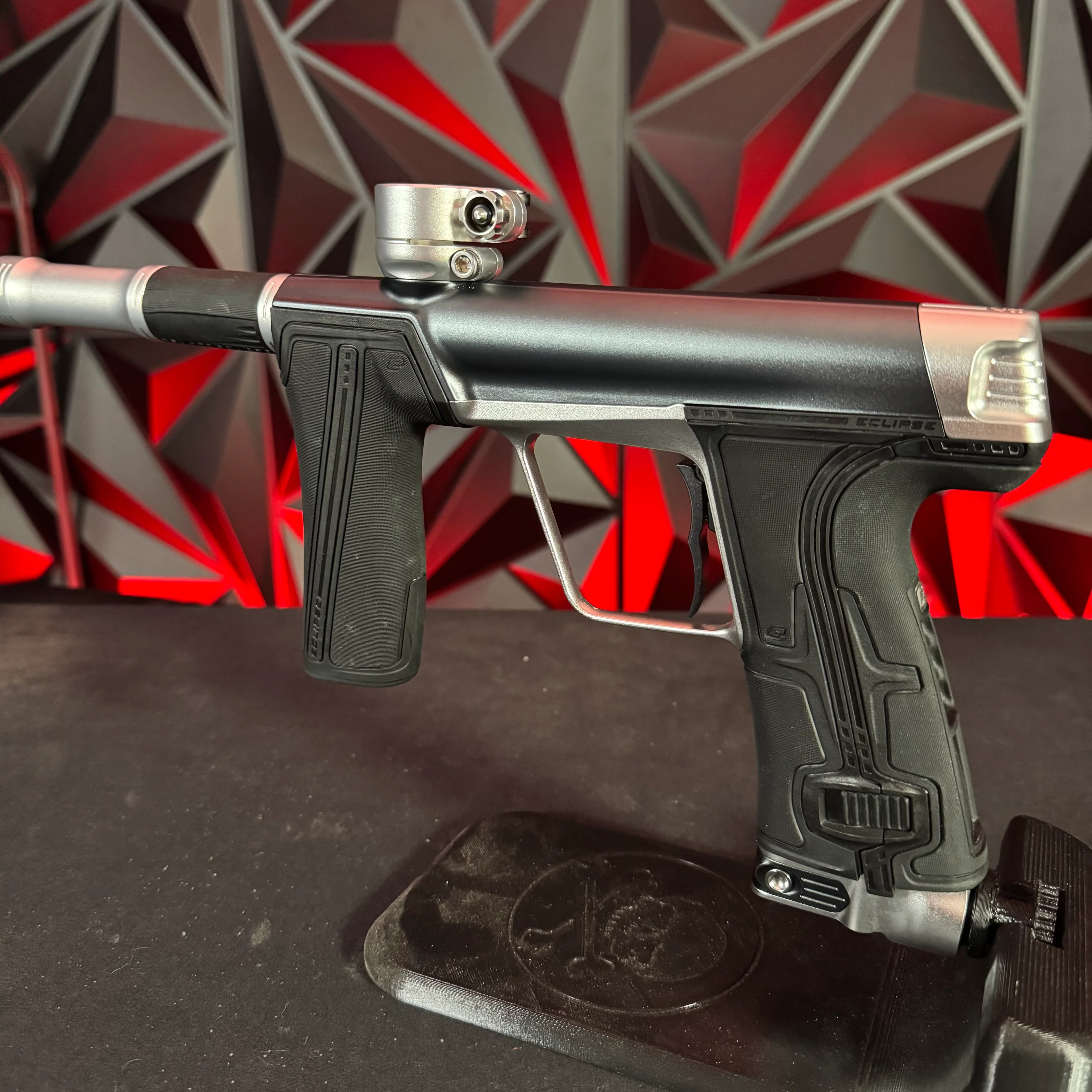 Used Planet Eclipse CS3 Pro Paintball Gun - Providence (Grey/Silver) - Image 4