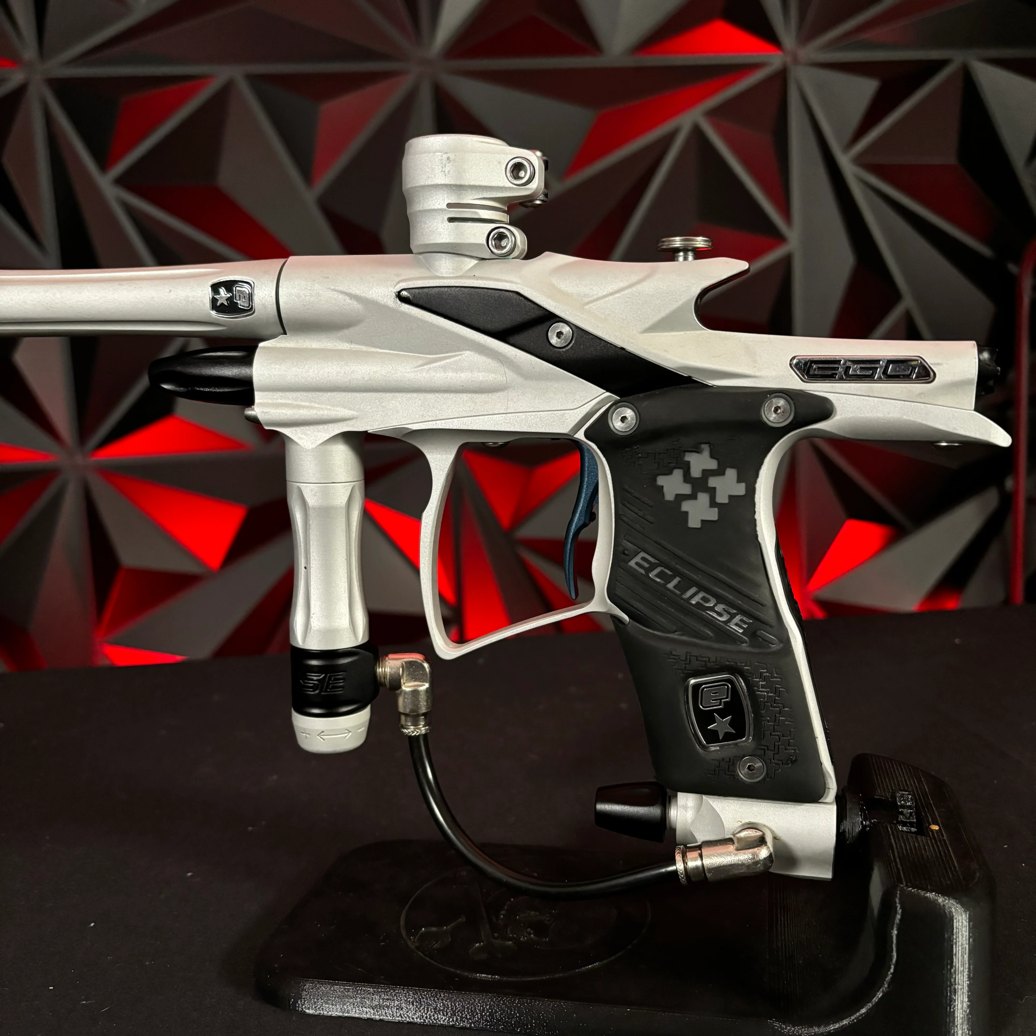 Used Planet Eclipse Ego 09 Paintball Gun - White/Black - Image 3