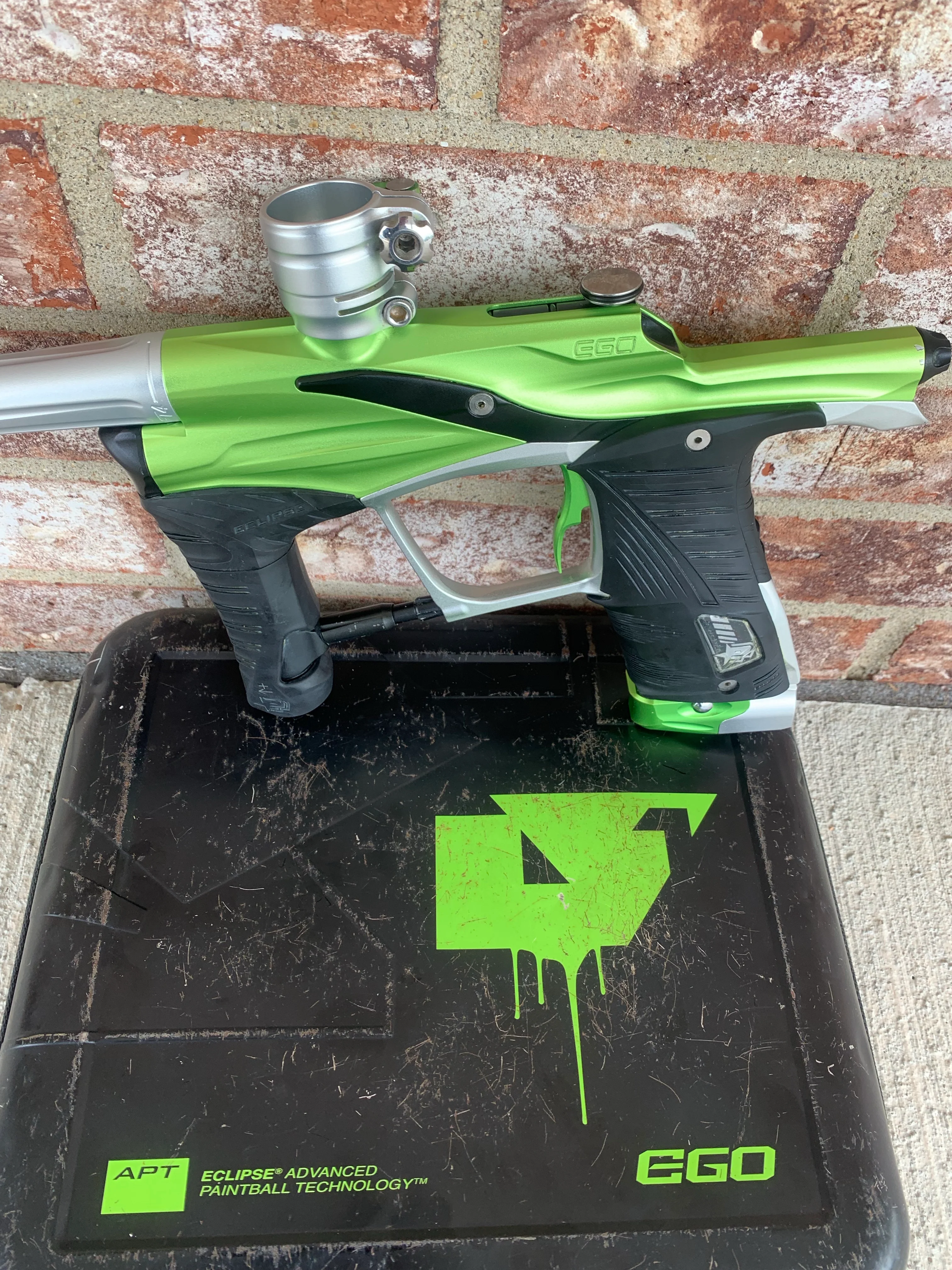 Used Planet Eclipse Ego Lv1 Paintball Marker- Lime/Balck - Image 4