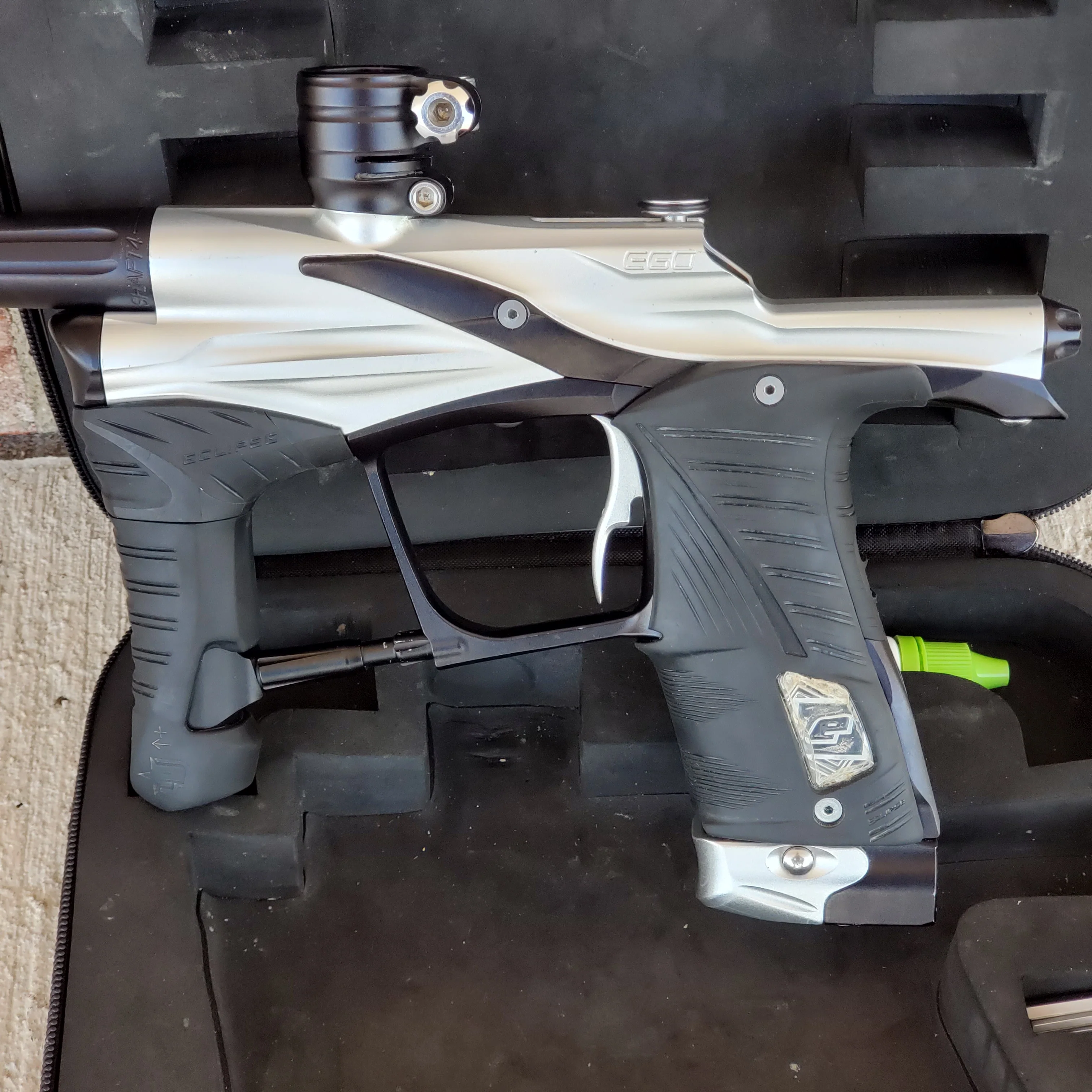 Used Planet Eclipse Ego Lv1 Paintball Marker- Silver / Black - Image 3