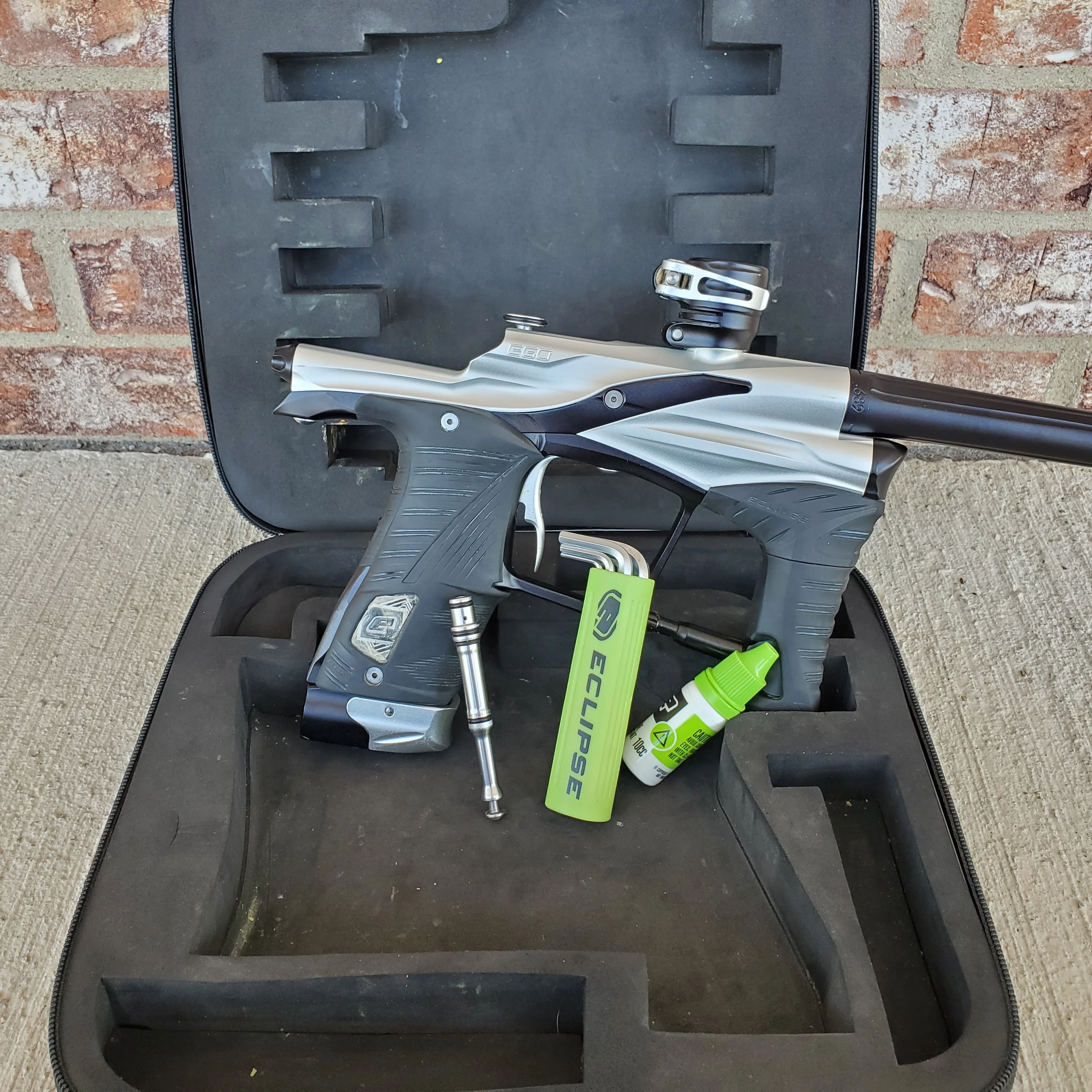 Used Planet Eclipse Ego Lv1 Paintball Marker- Silver / Black - Image 5