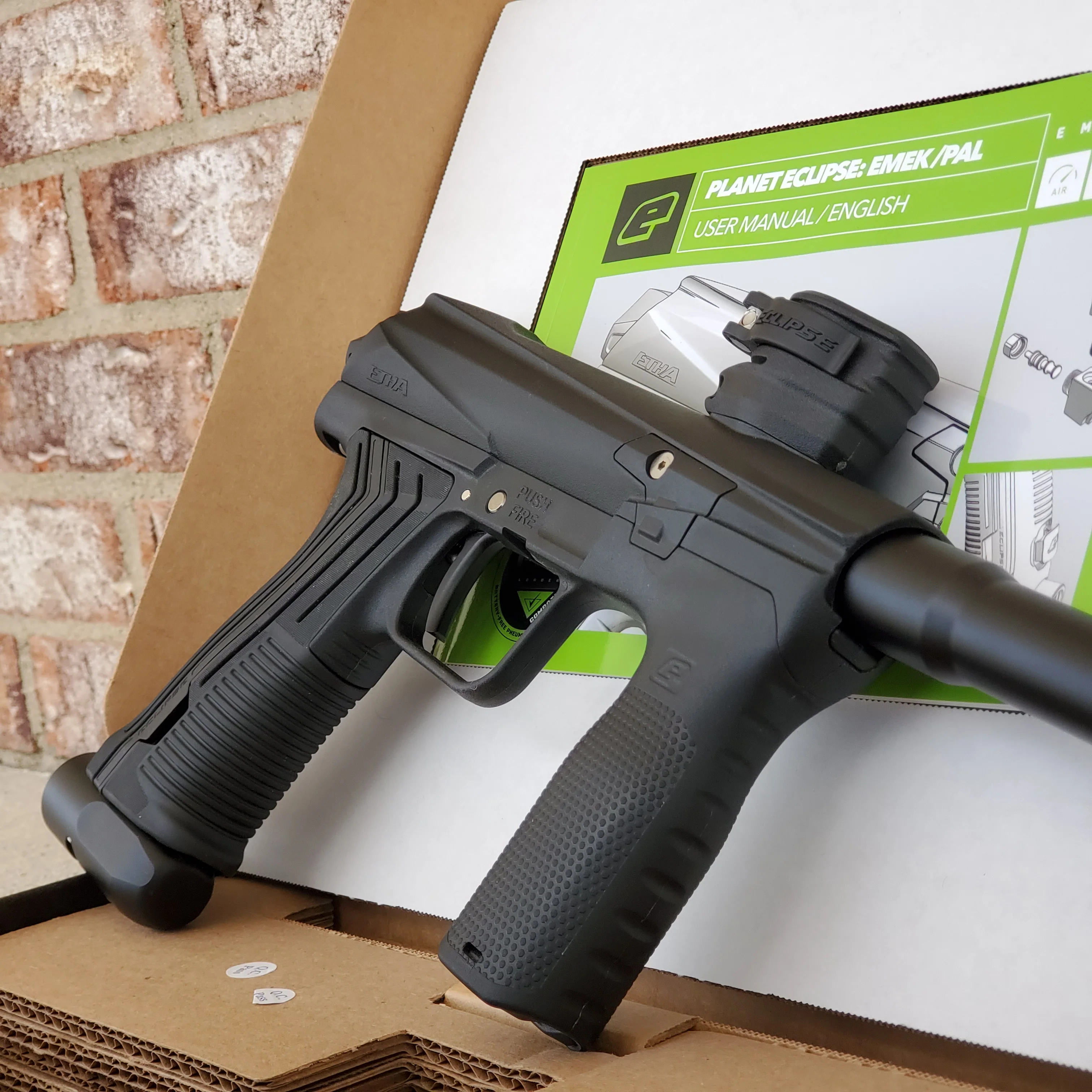Used Planet Eclipse Emek 100 Paintball Gun - Black - Image 2