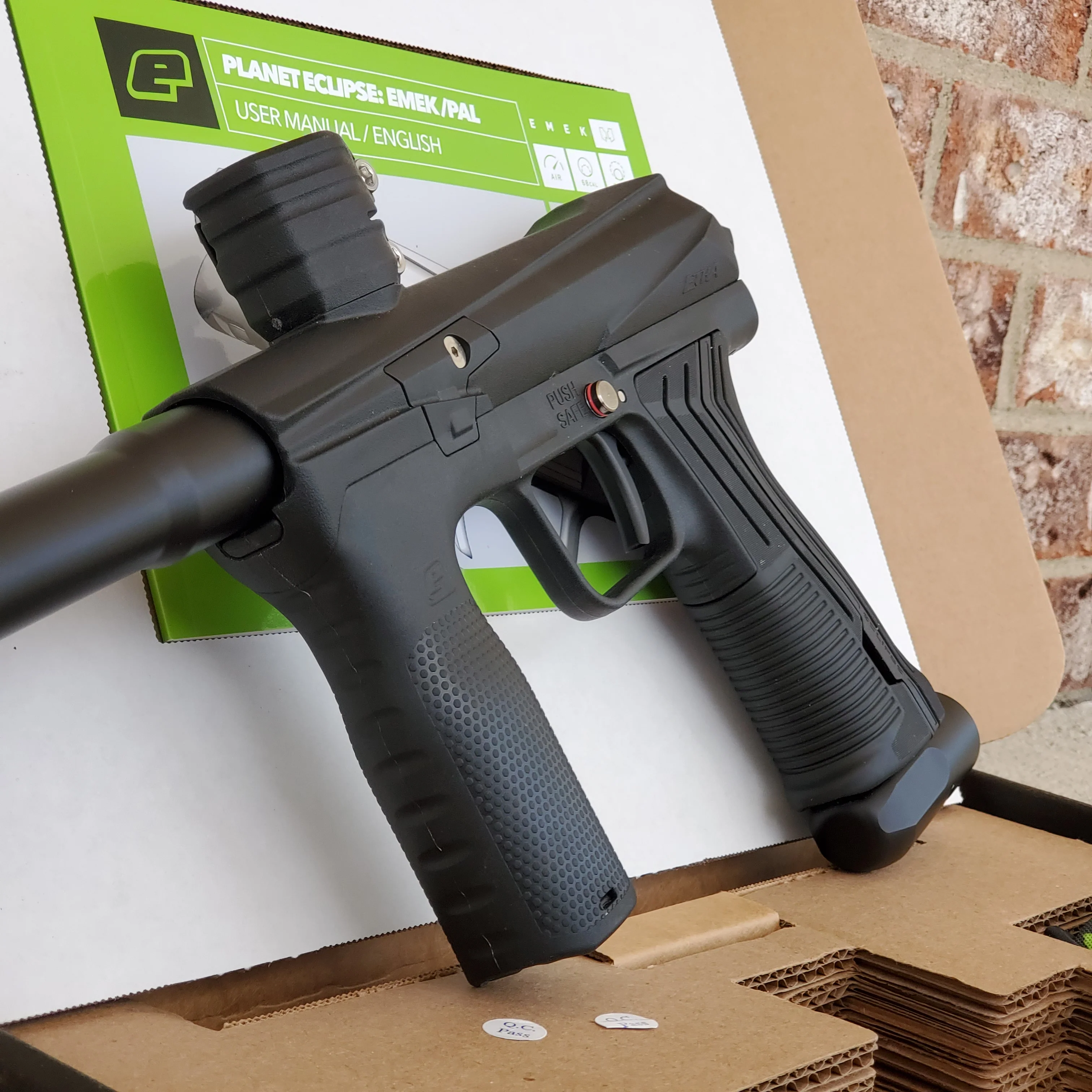 Used Planet Eclipse Emek 100 Paintball Gun - Black - Image 4