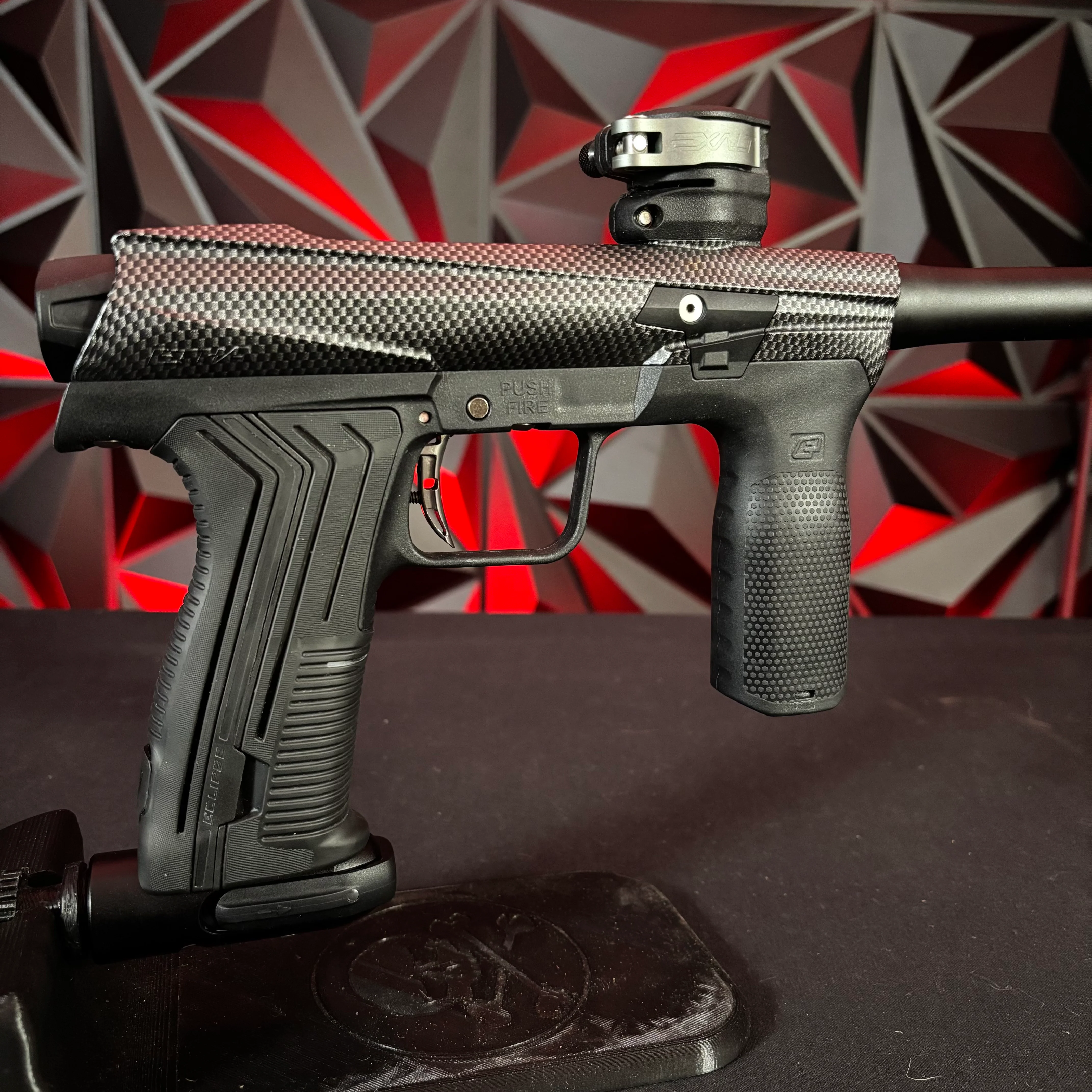 Used Planet Eclipse Emek 100 Paintball Gun - Black w/Carbon Fiber Body, Deadlywinds HAir 45 V2 Valve, POPs ASA, Aftermarket Trigger - Image 2