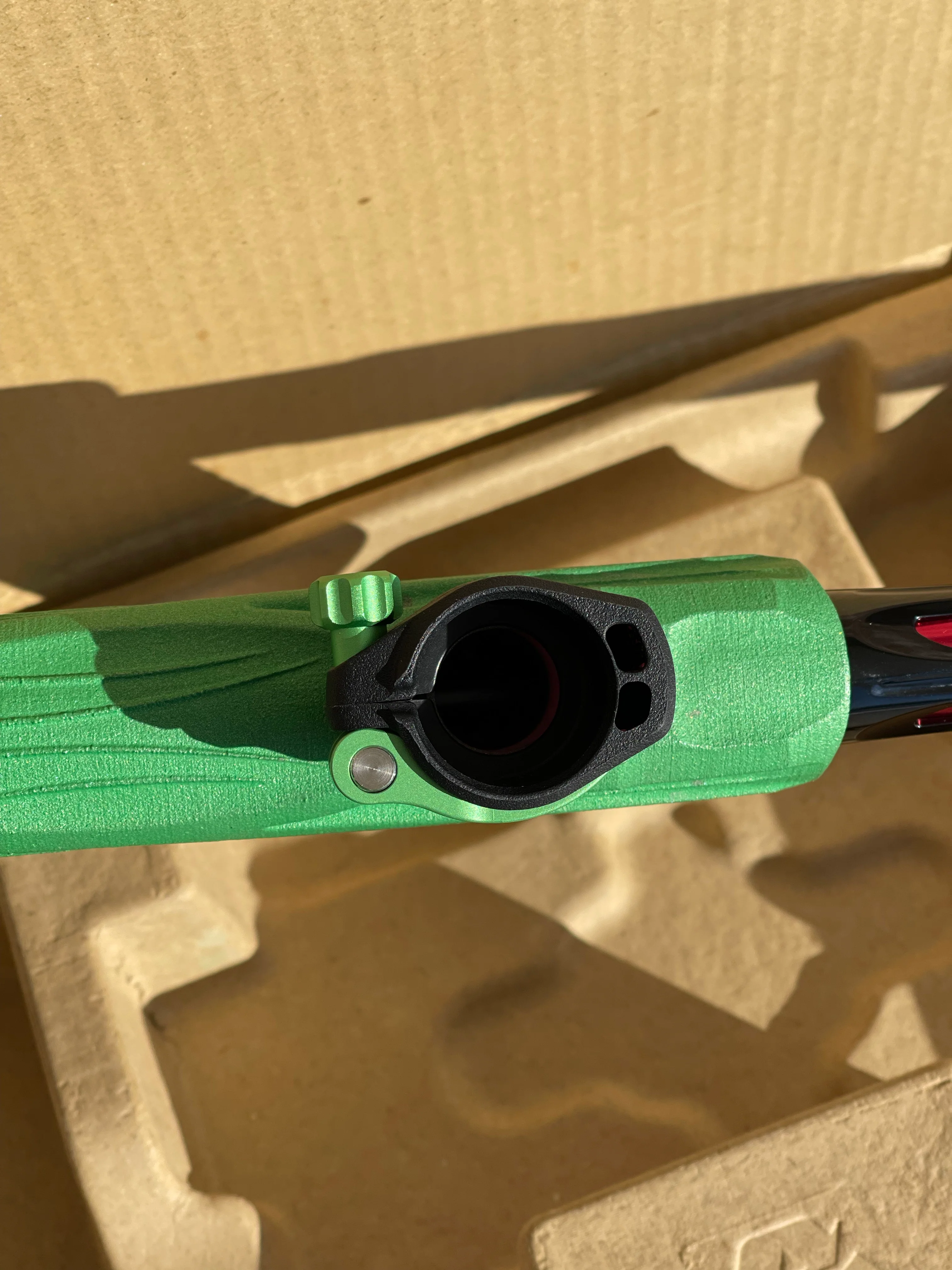 Used Planet Eclipse Emek 100 Paintball Gun - Green - Custom Body w/ Infamous Murder Trigger w/ Freak XL Barrel Kit, Hair 45 Trigger Valve, POPS ASA, Exalt Back Cap, Exalt Feedneck Lever, Rubber Front Grip Sleeve - Image 9