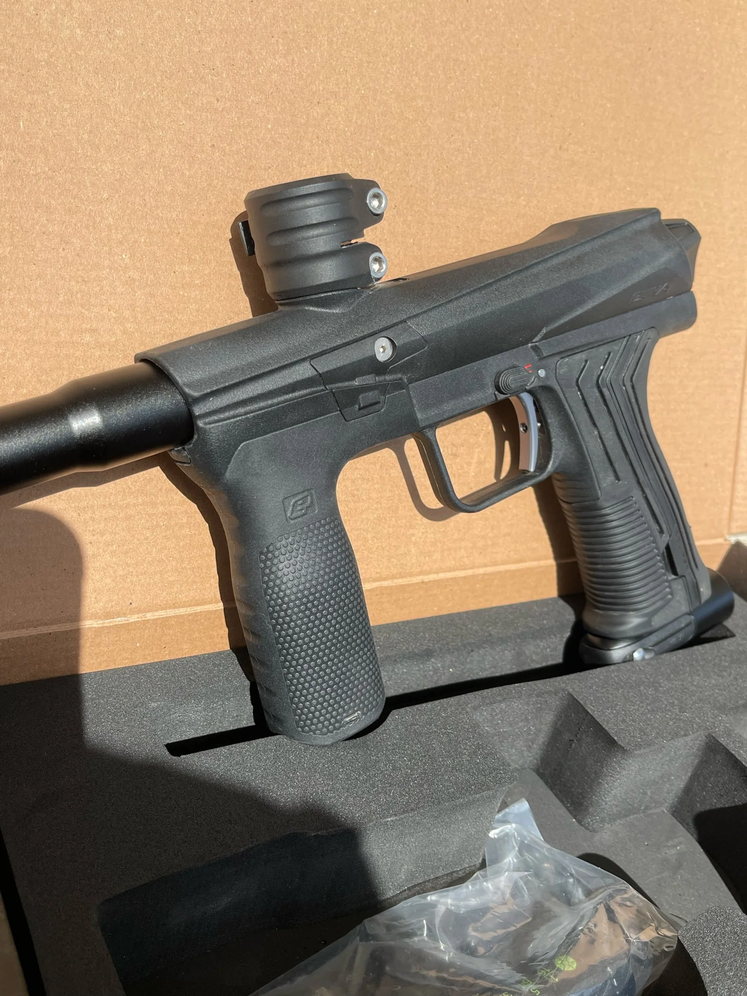 Used Planet Eclipse Emek Paintball Gun (Early Gen) - Black w/ POPS ASA, FL 3 Way Valve, Fang Trigger - Image 7