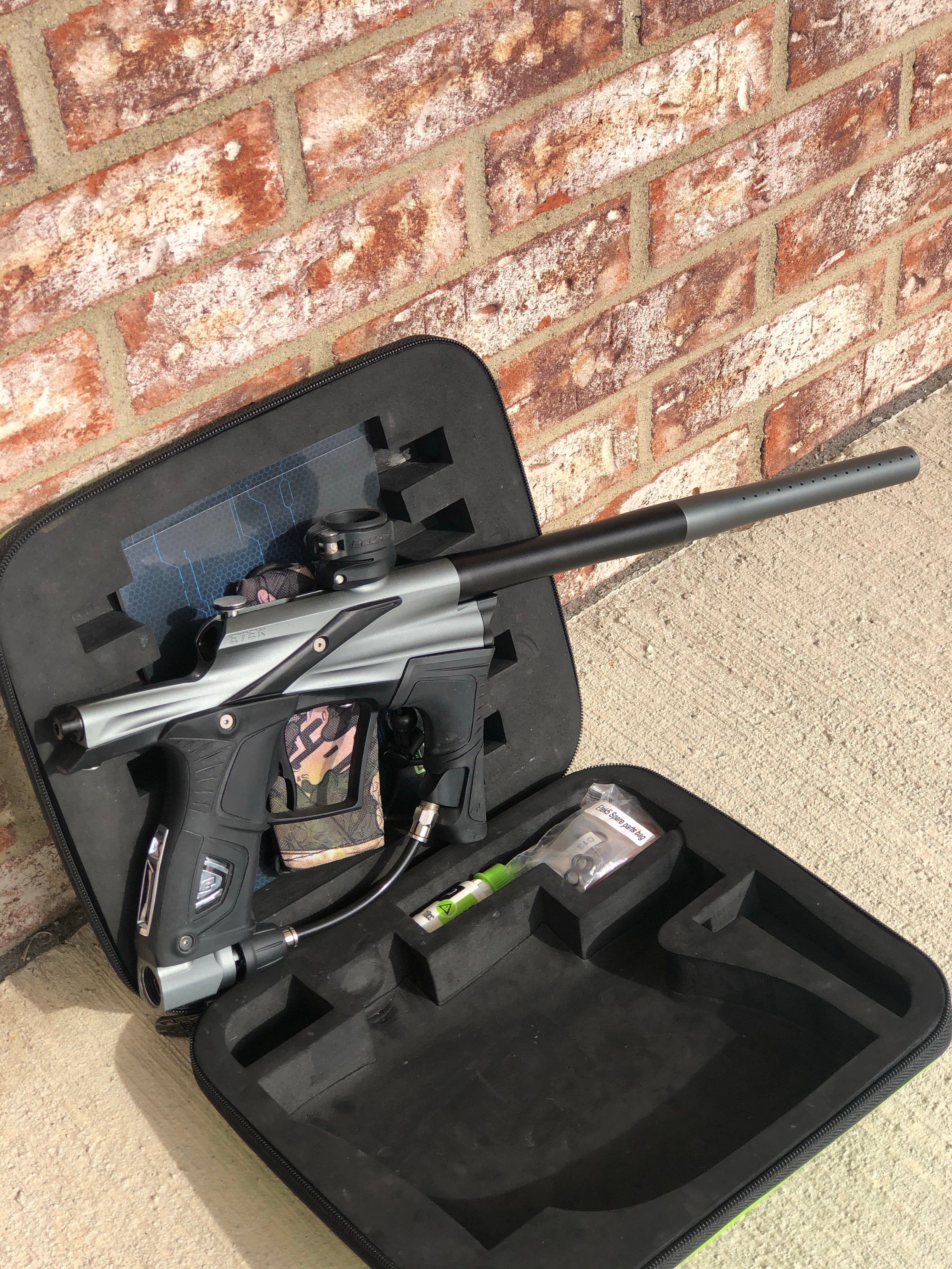 Used Planet Eclipse Etek 5 OLED Paintball Gun - Grey/Black - Image 11