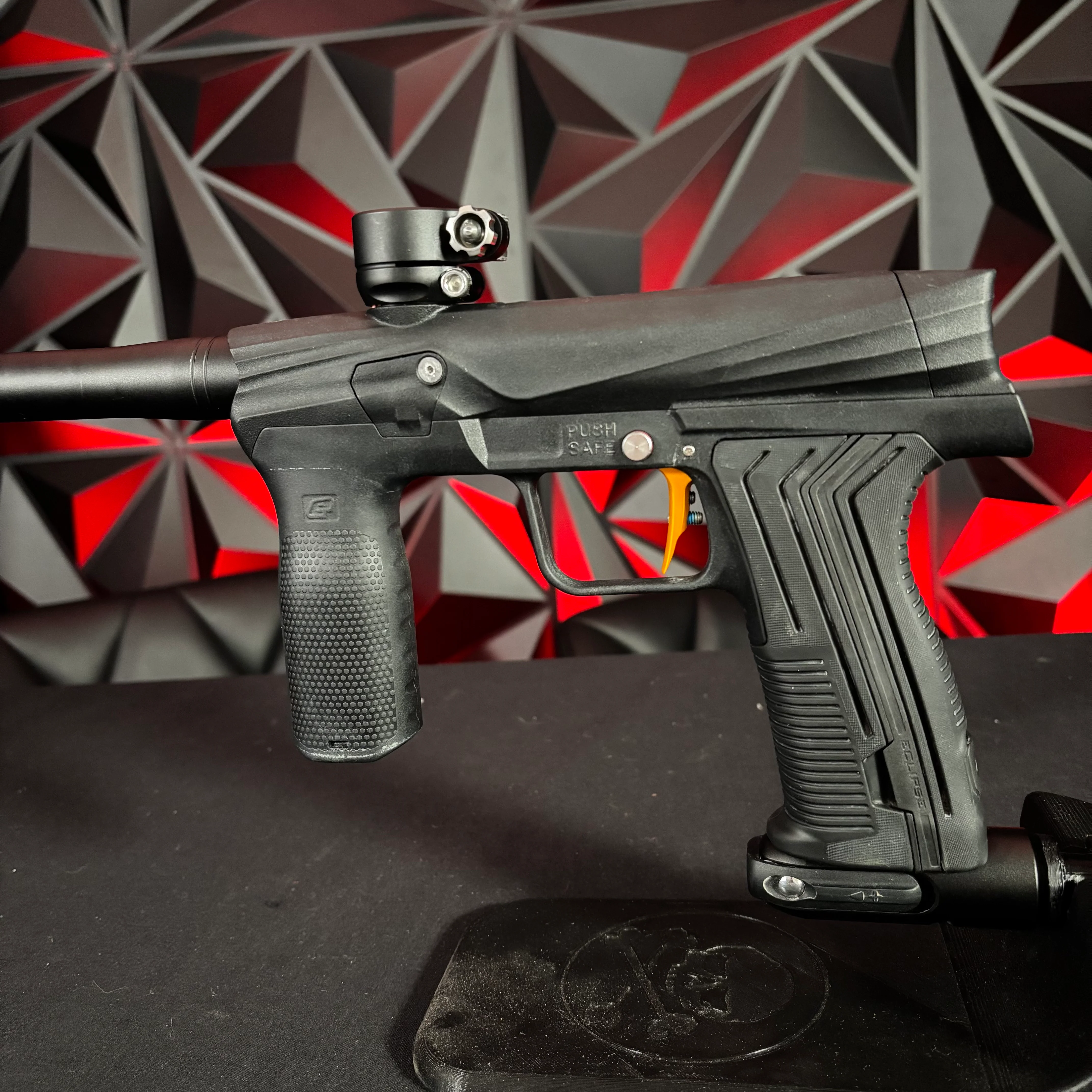 Used Planet Eclipse Etha 3M Paintball Marker - Black w/ Gold trigger - Image 4