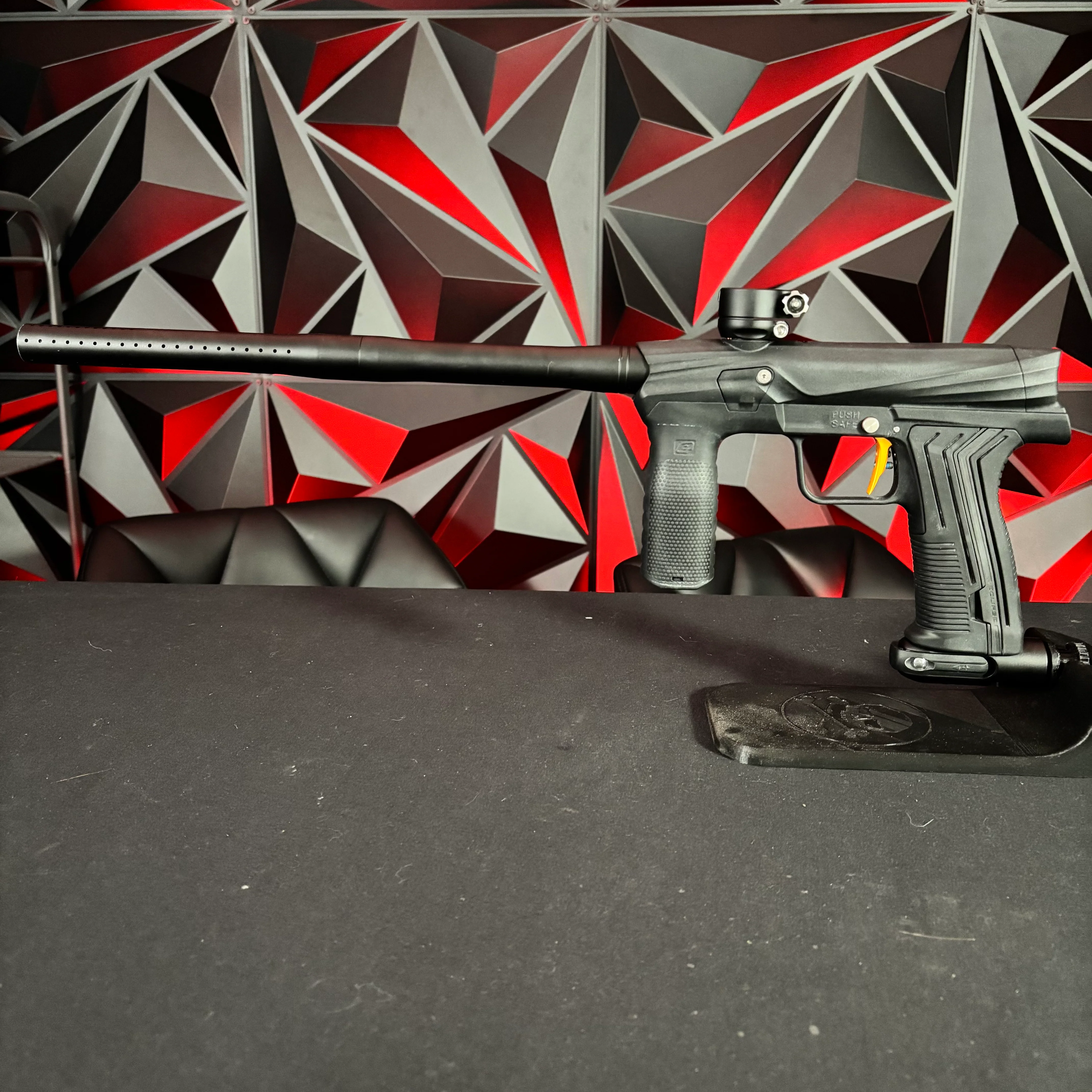 Used Planet Eclipse Etha 3M Paintball Marker - Black w/ Gold trigger - Image 7